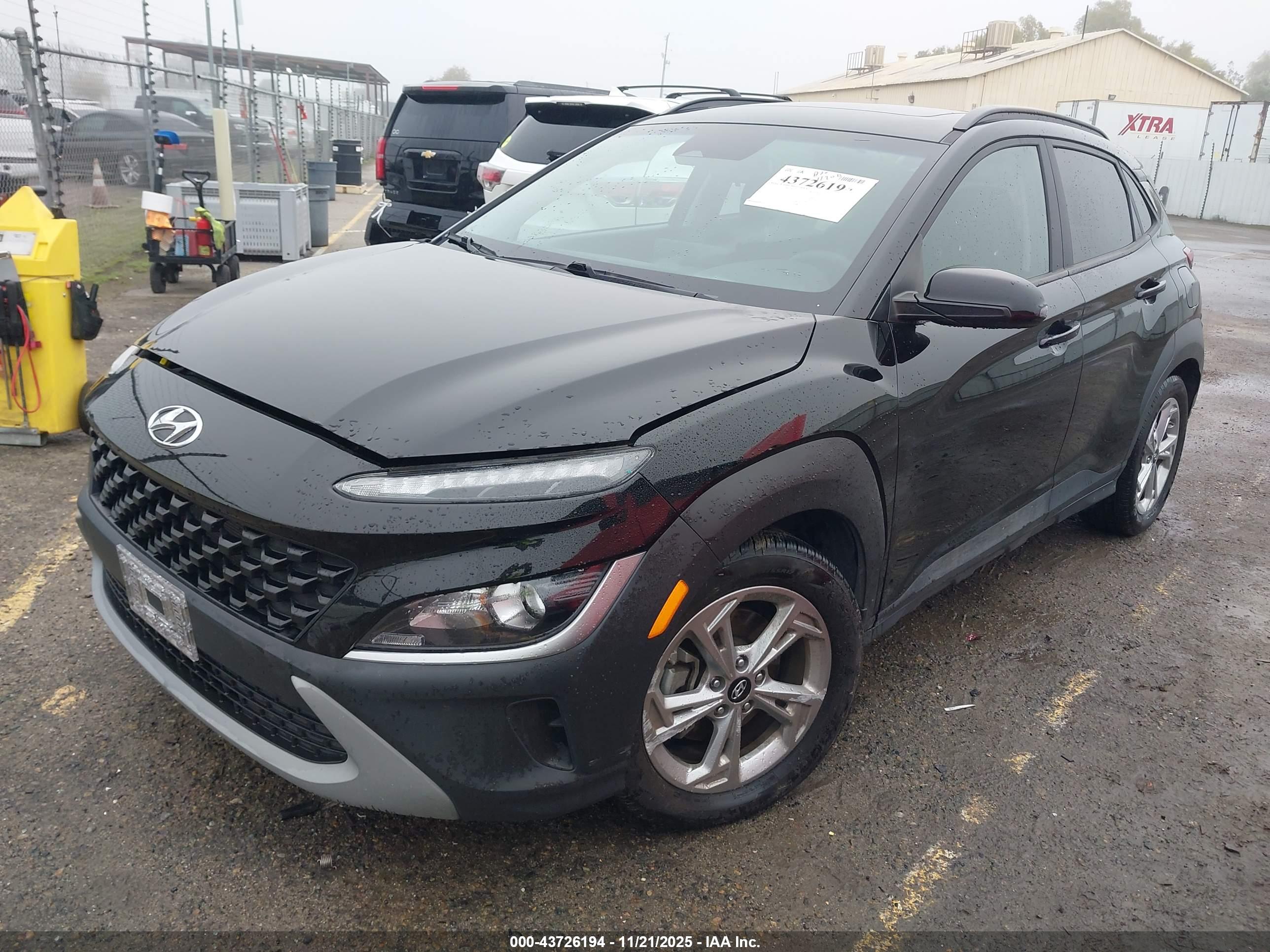 HYUNDAI KONA image 2