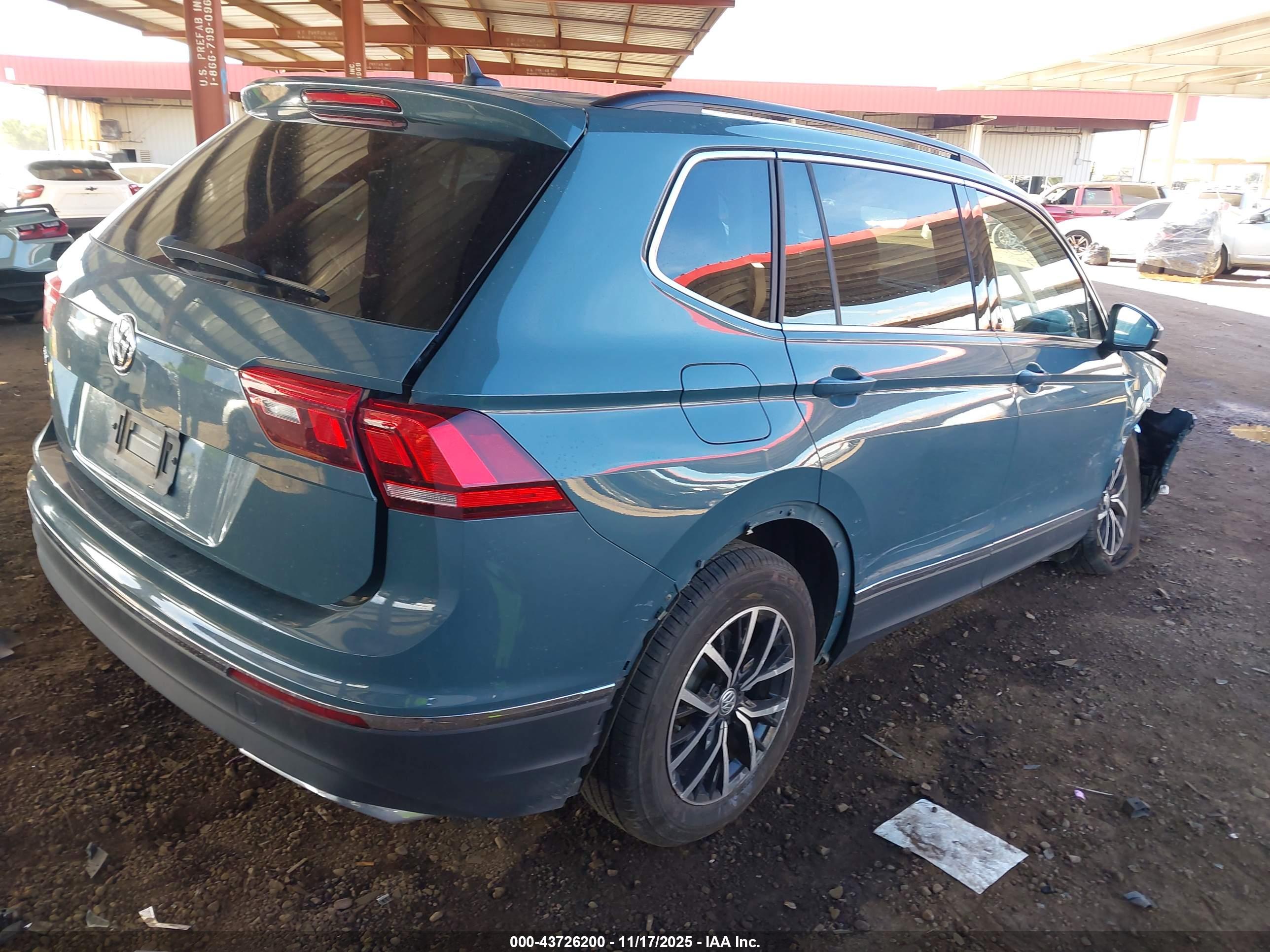 VOLKSWAGEN TIGUAN image 4