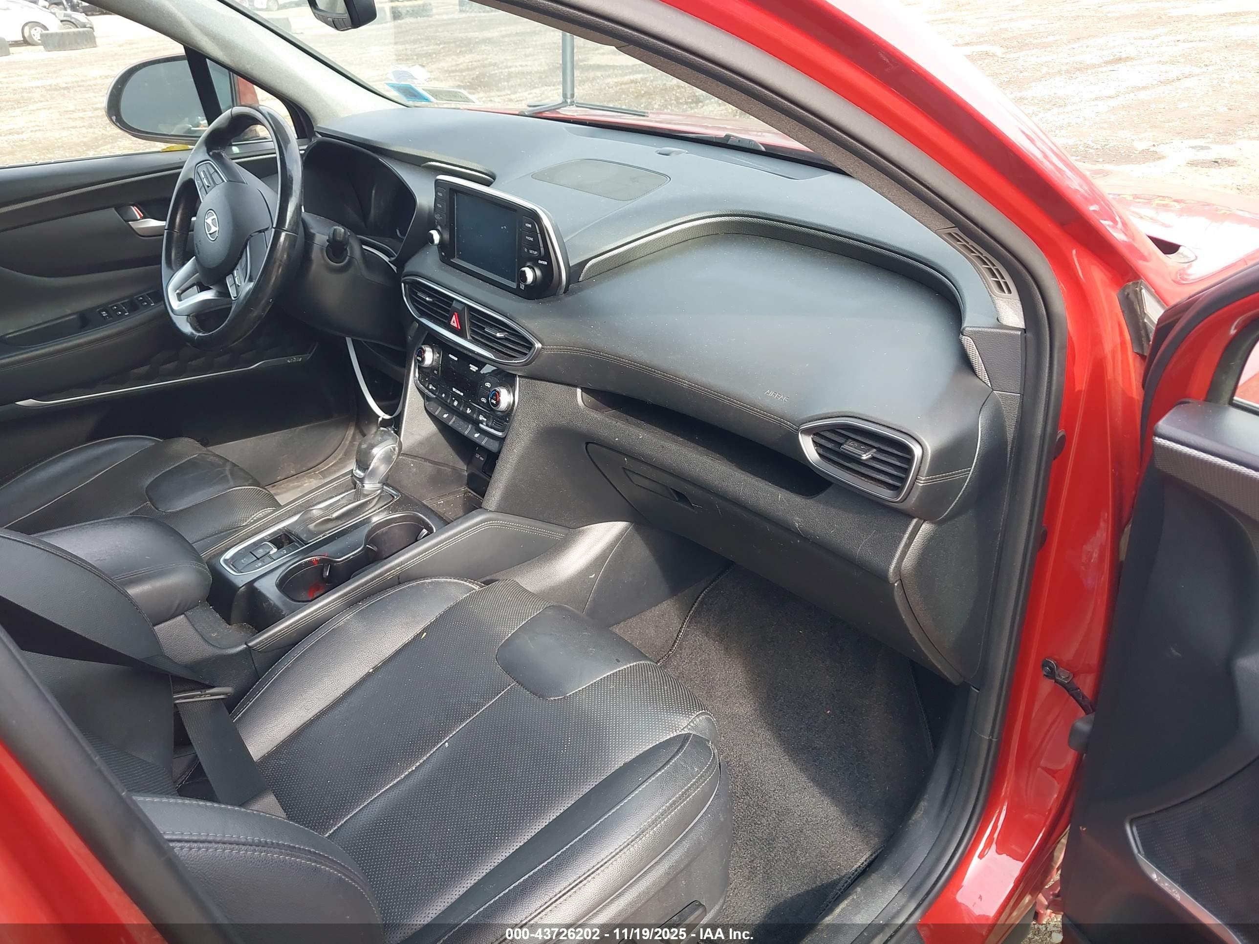 HYUNDAI SANTA image 5