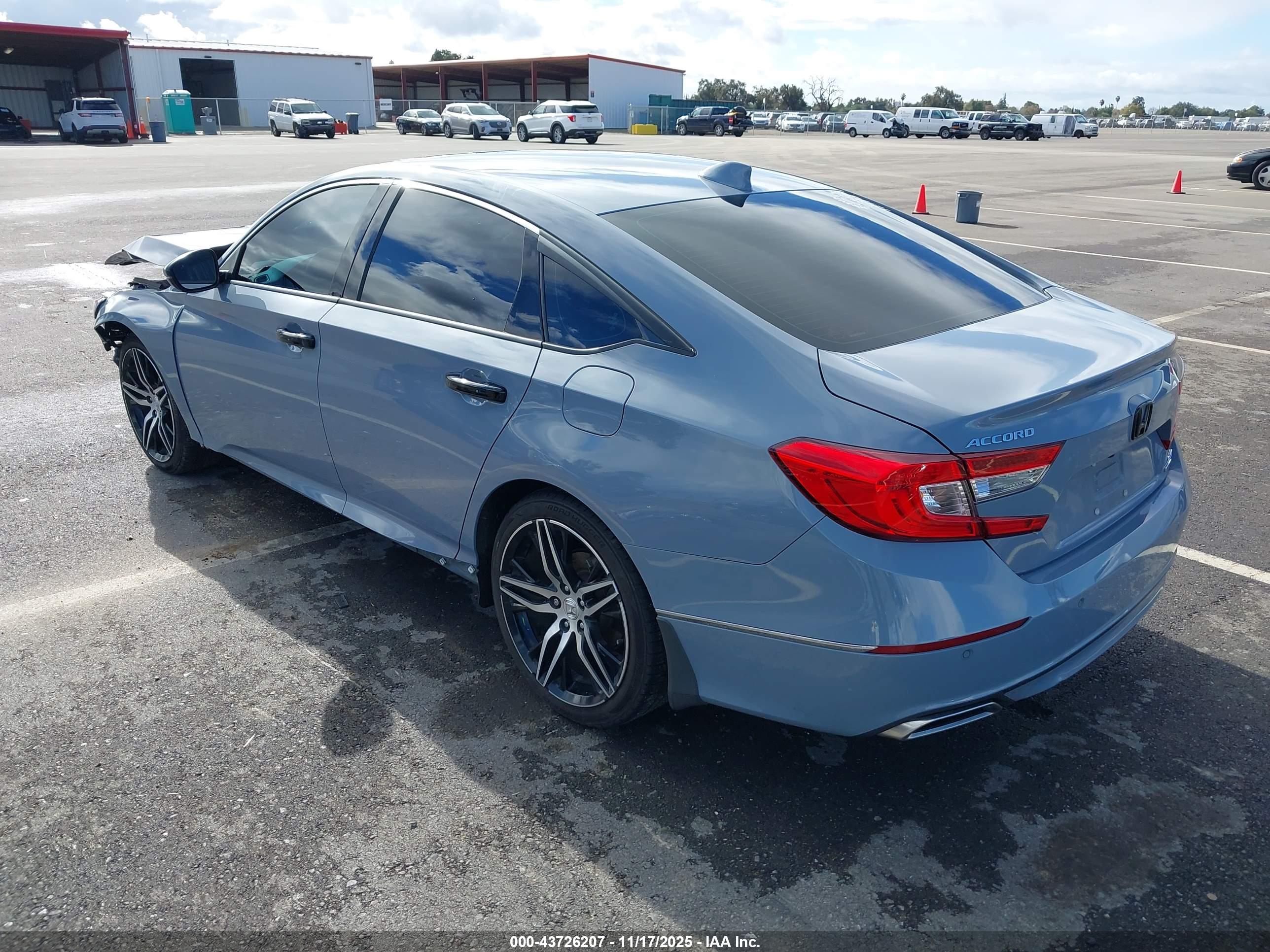HONDA ACCORD image 3
