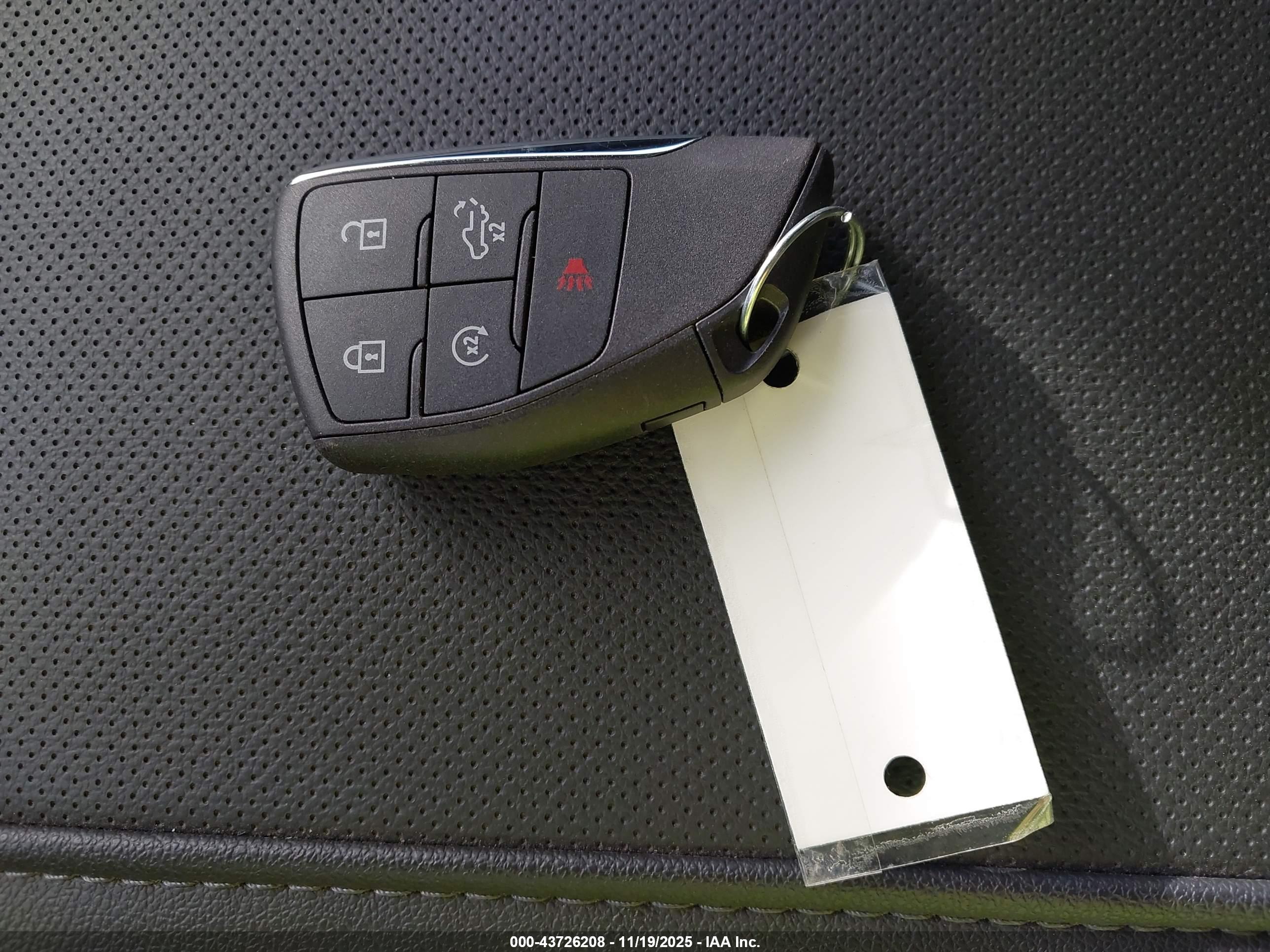 GMC SIERRA image 11