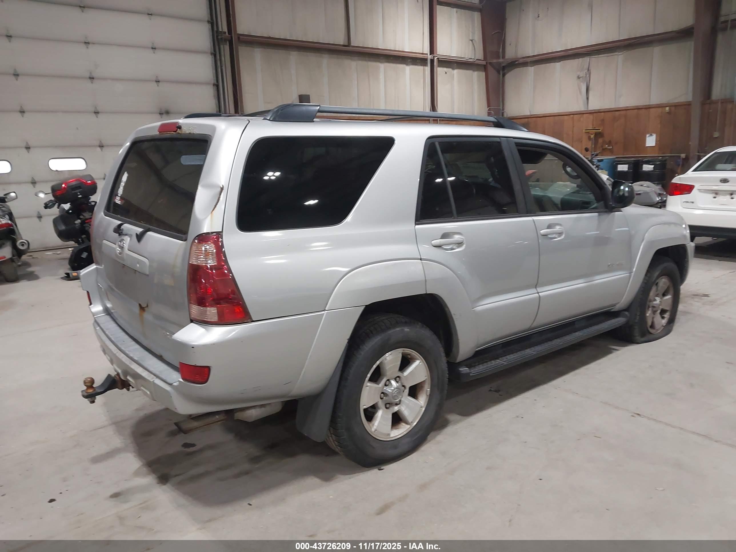 TOYOTA 4RUNNER image 4