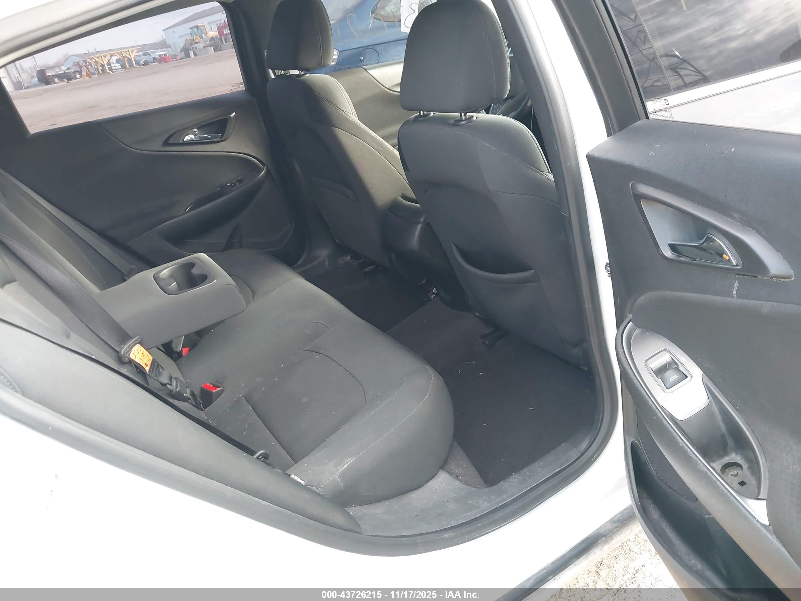 CHEVROLET MALIBU image 8