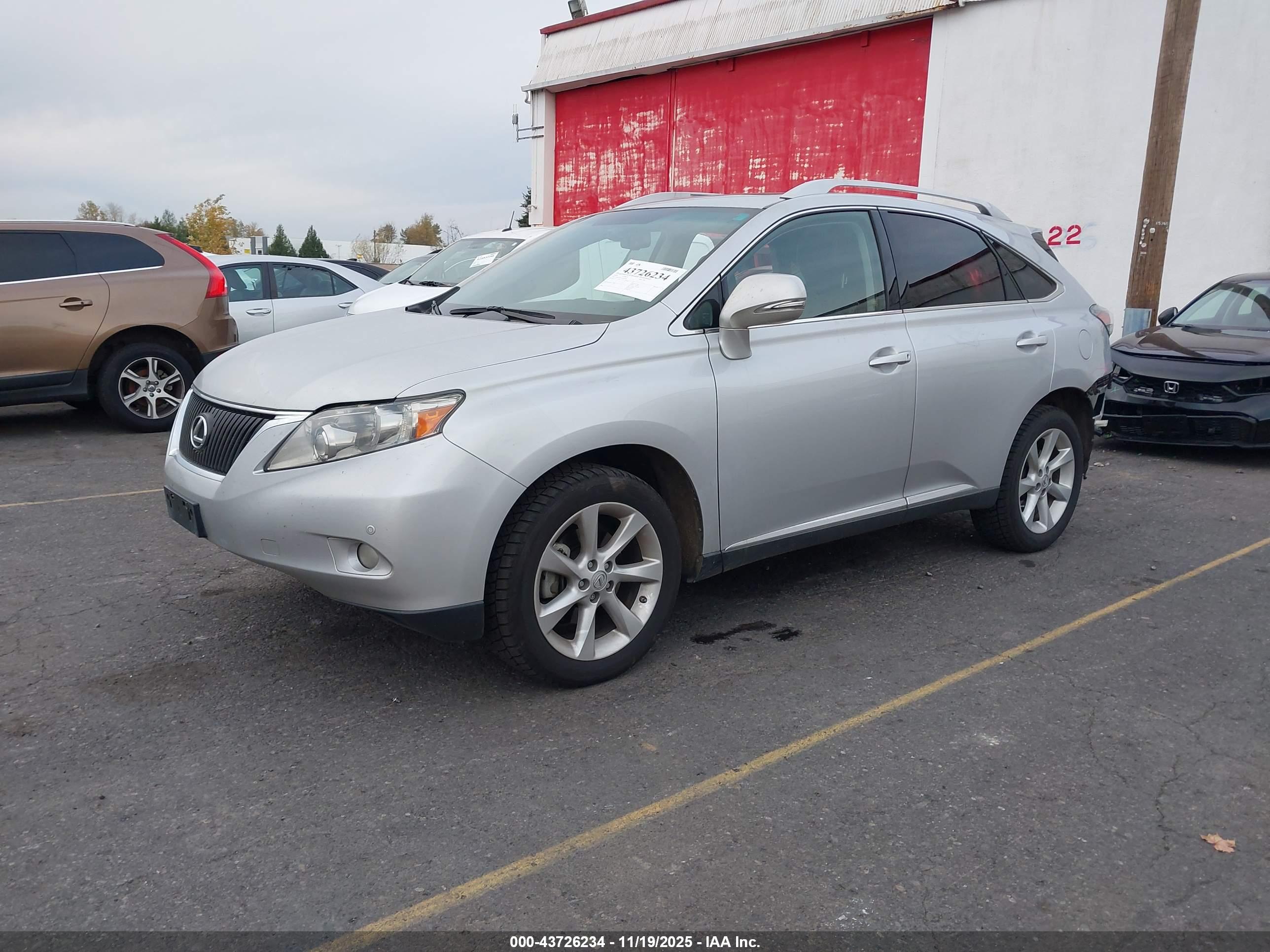 LEXUS RX image 2