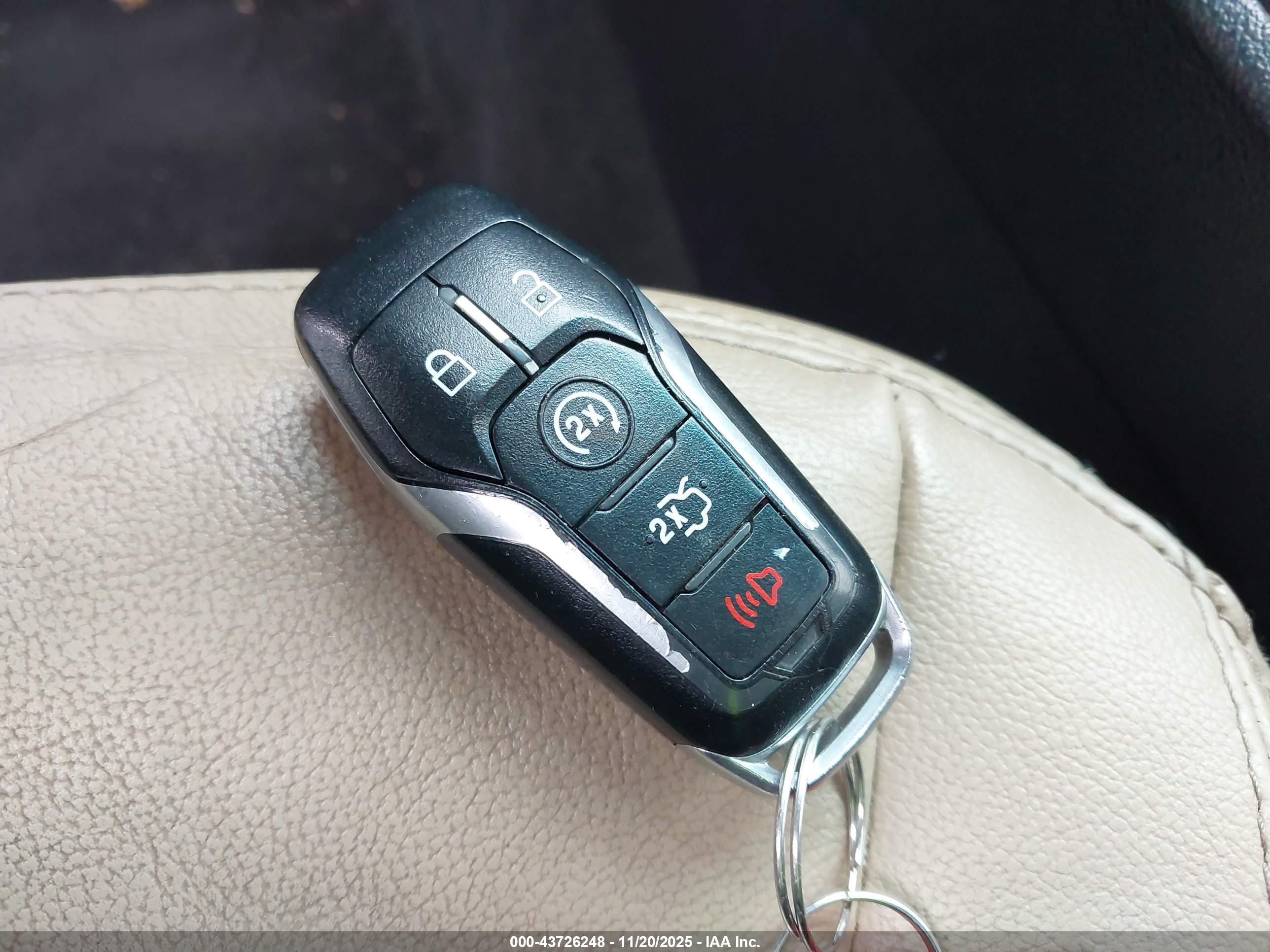 FORD EXPLORER image 11