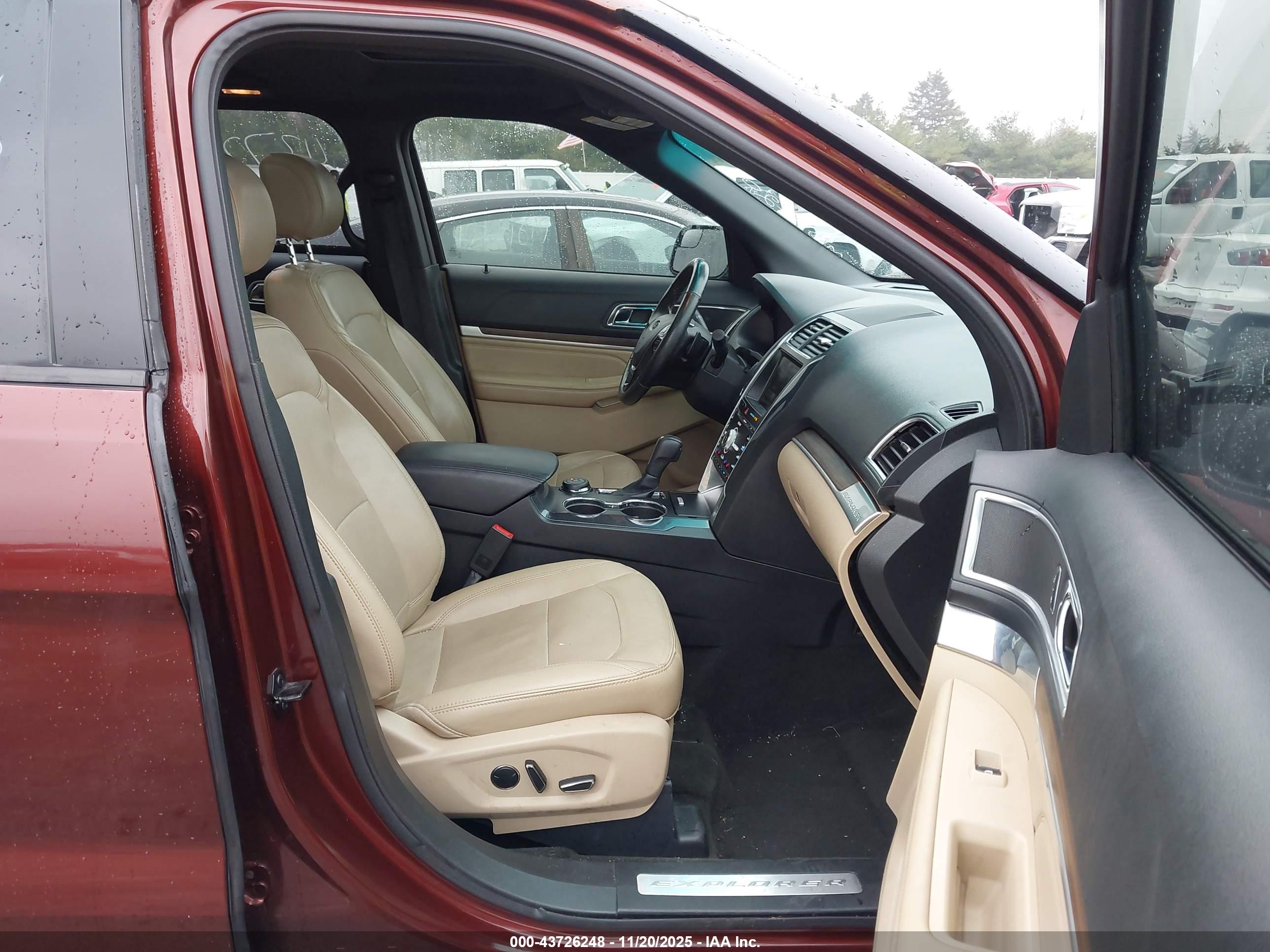 FORD EXPLORER image 5