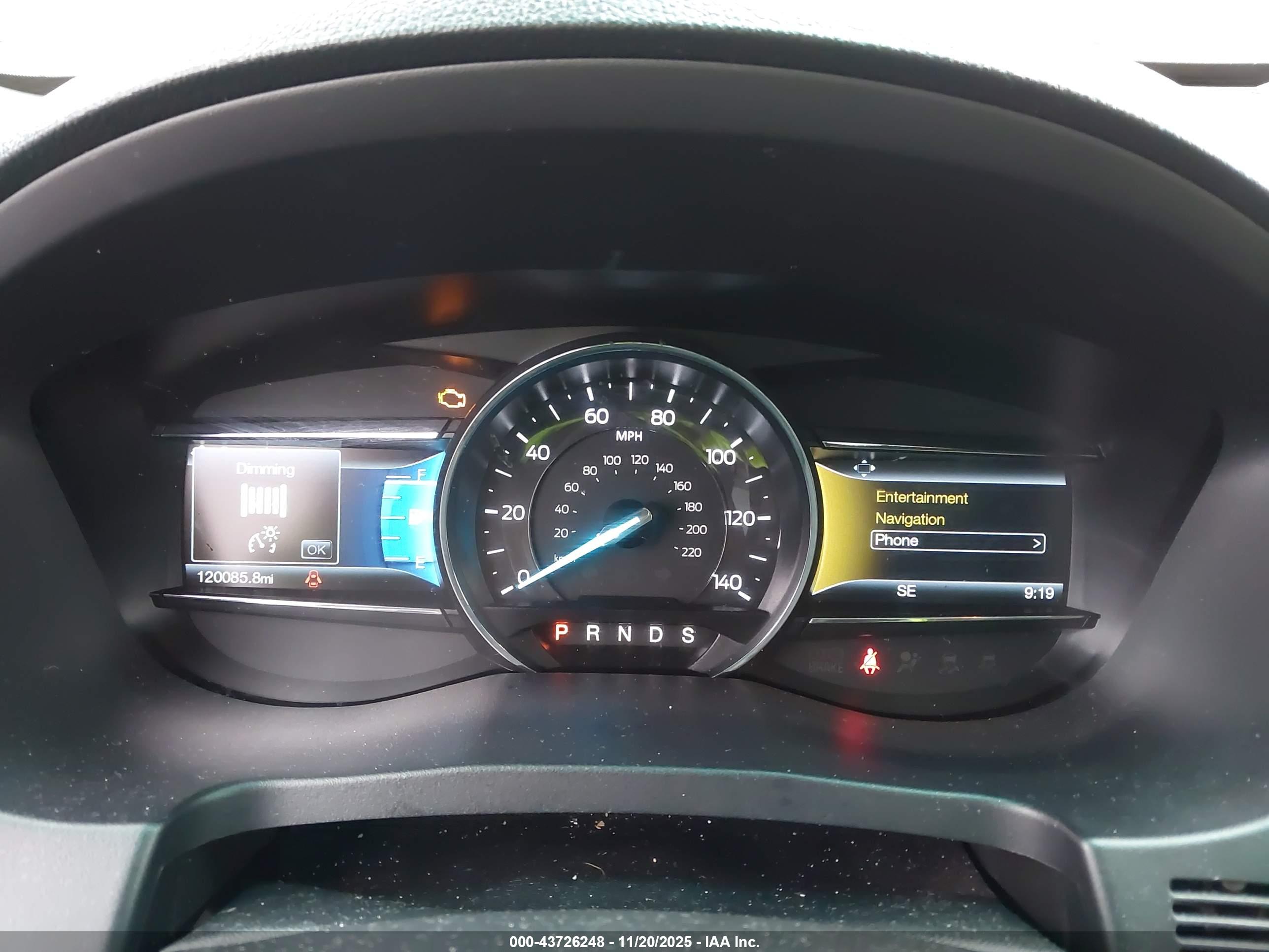 FORD EXPLORER image 7