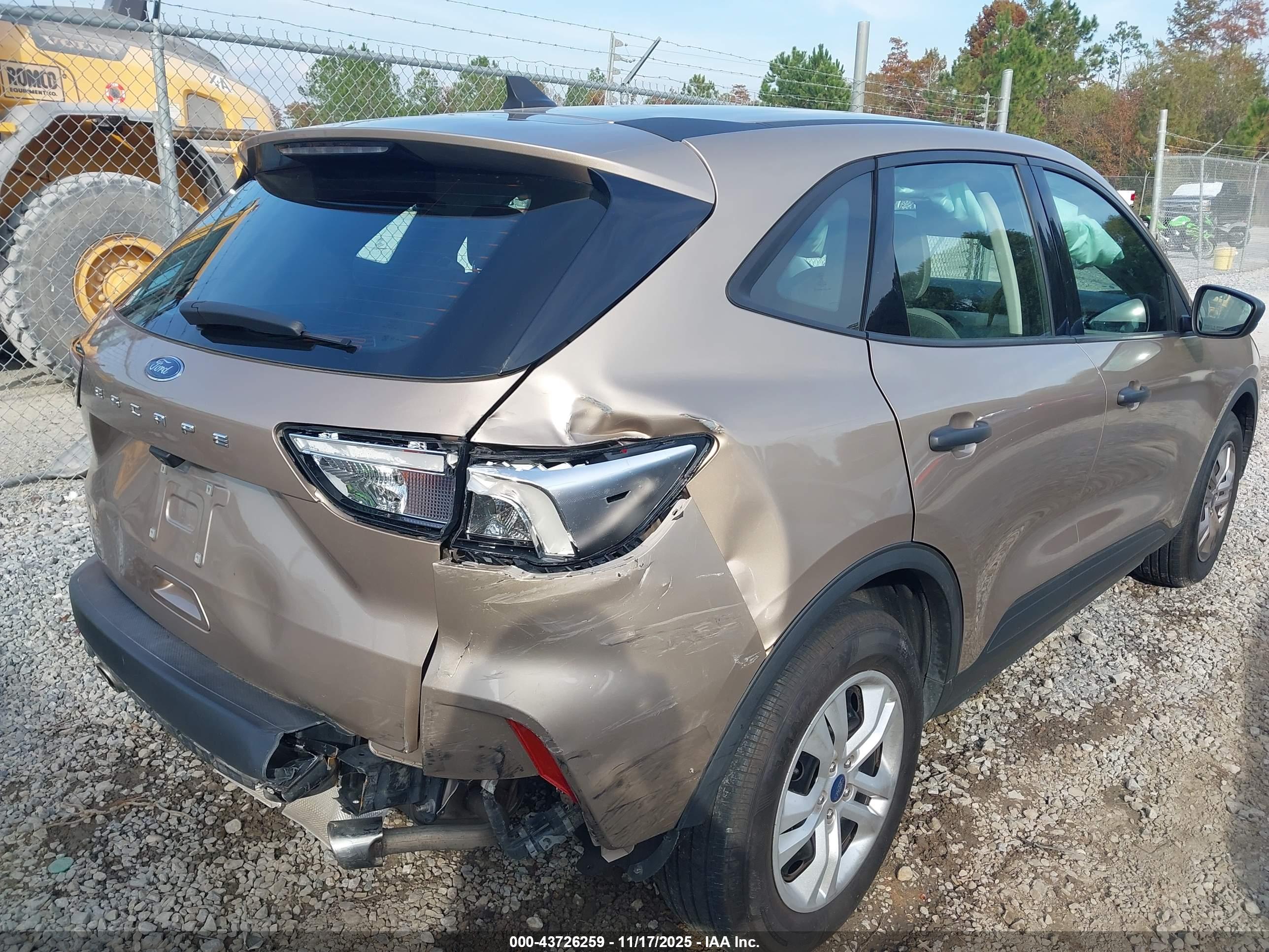 FORD ESCAPE image 6