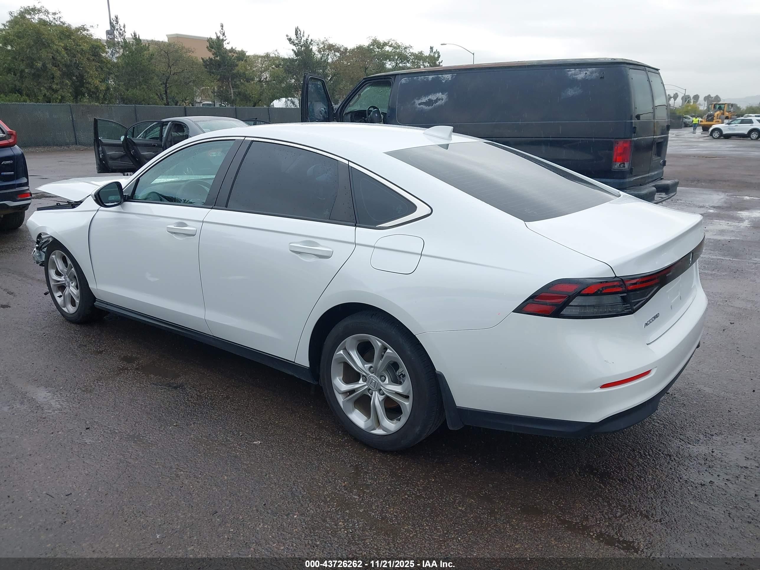 HONDA ACCORD image 3