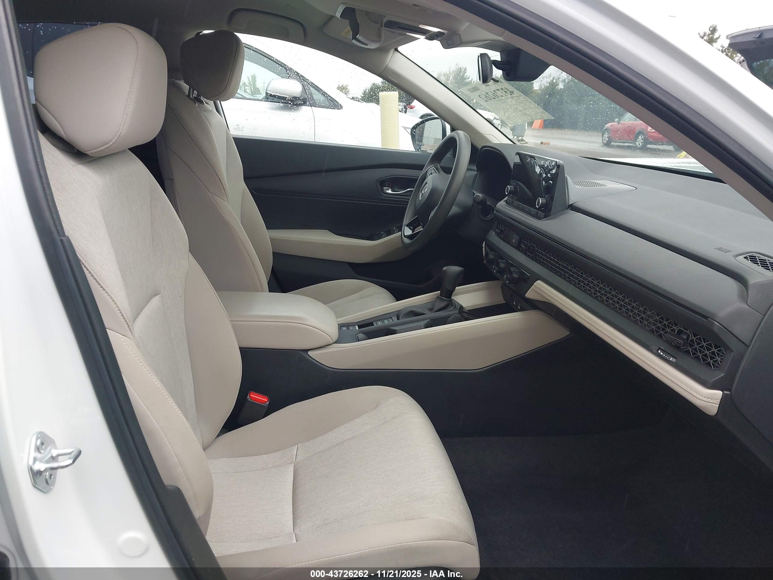 HONDA ACCORD image 5