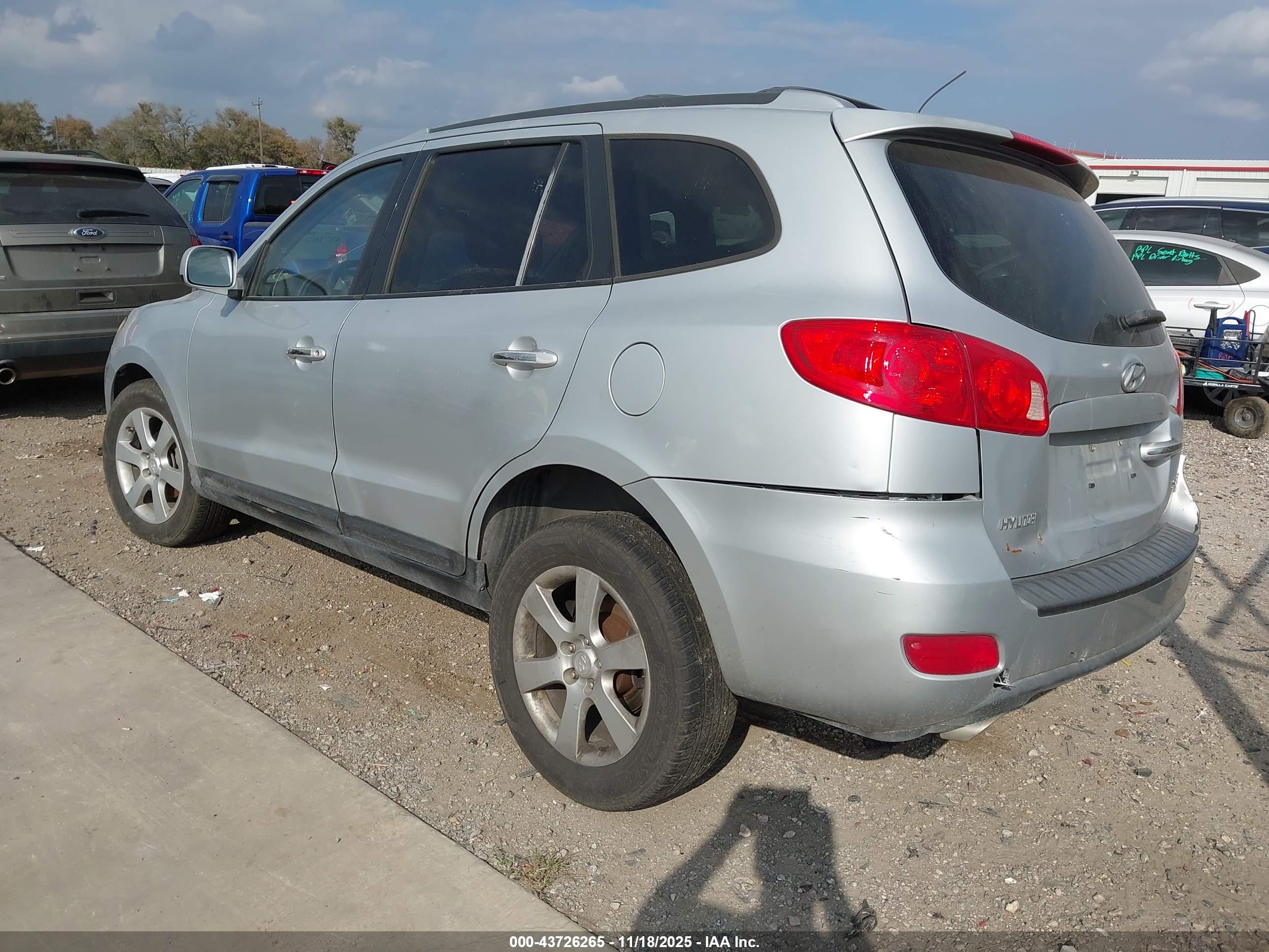 HYUNDAI SANTA image 3