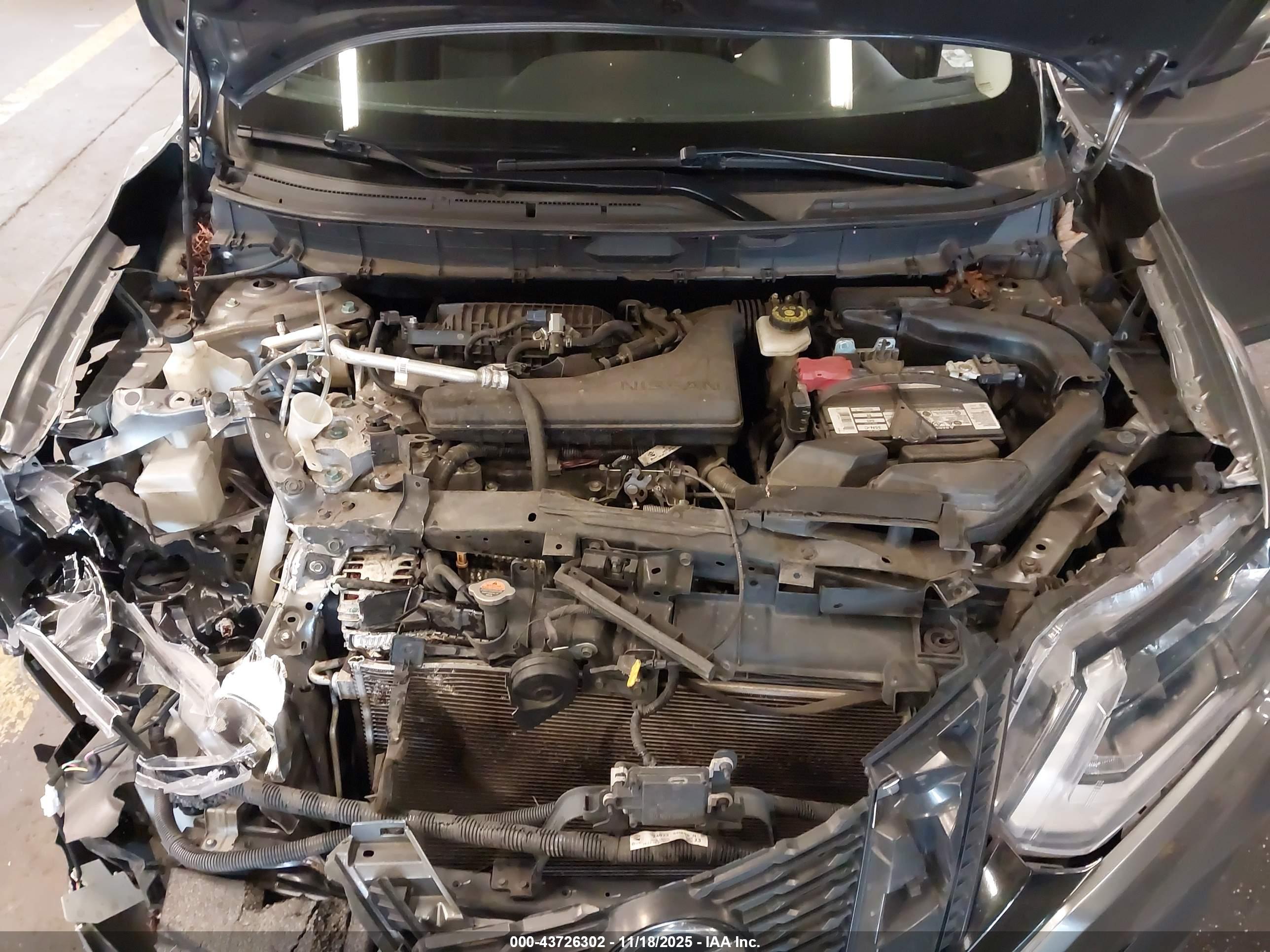 NISSAN ROGUE image 10