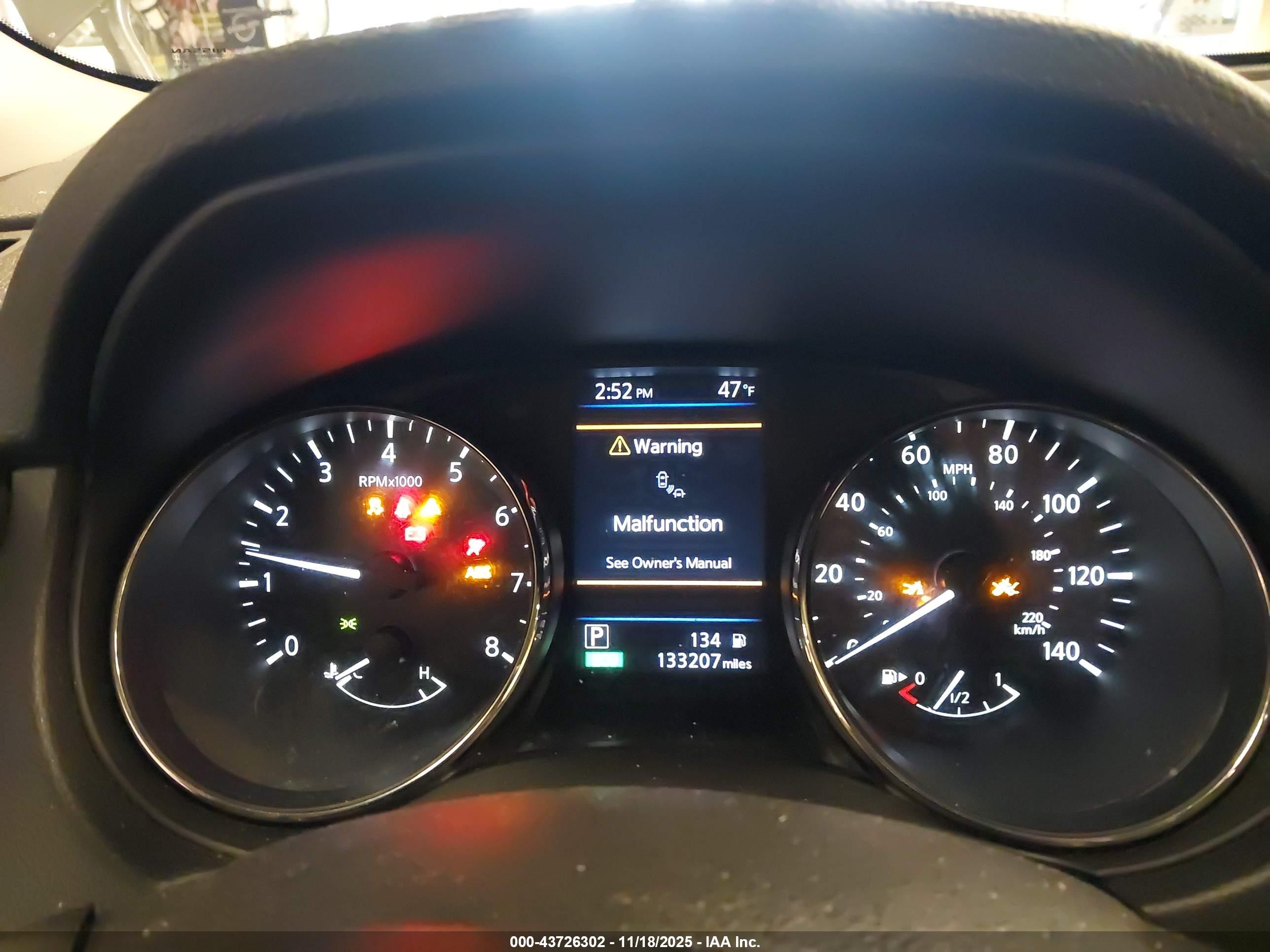 NISSAN ROGUE image 7