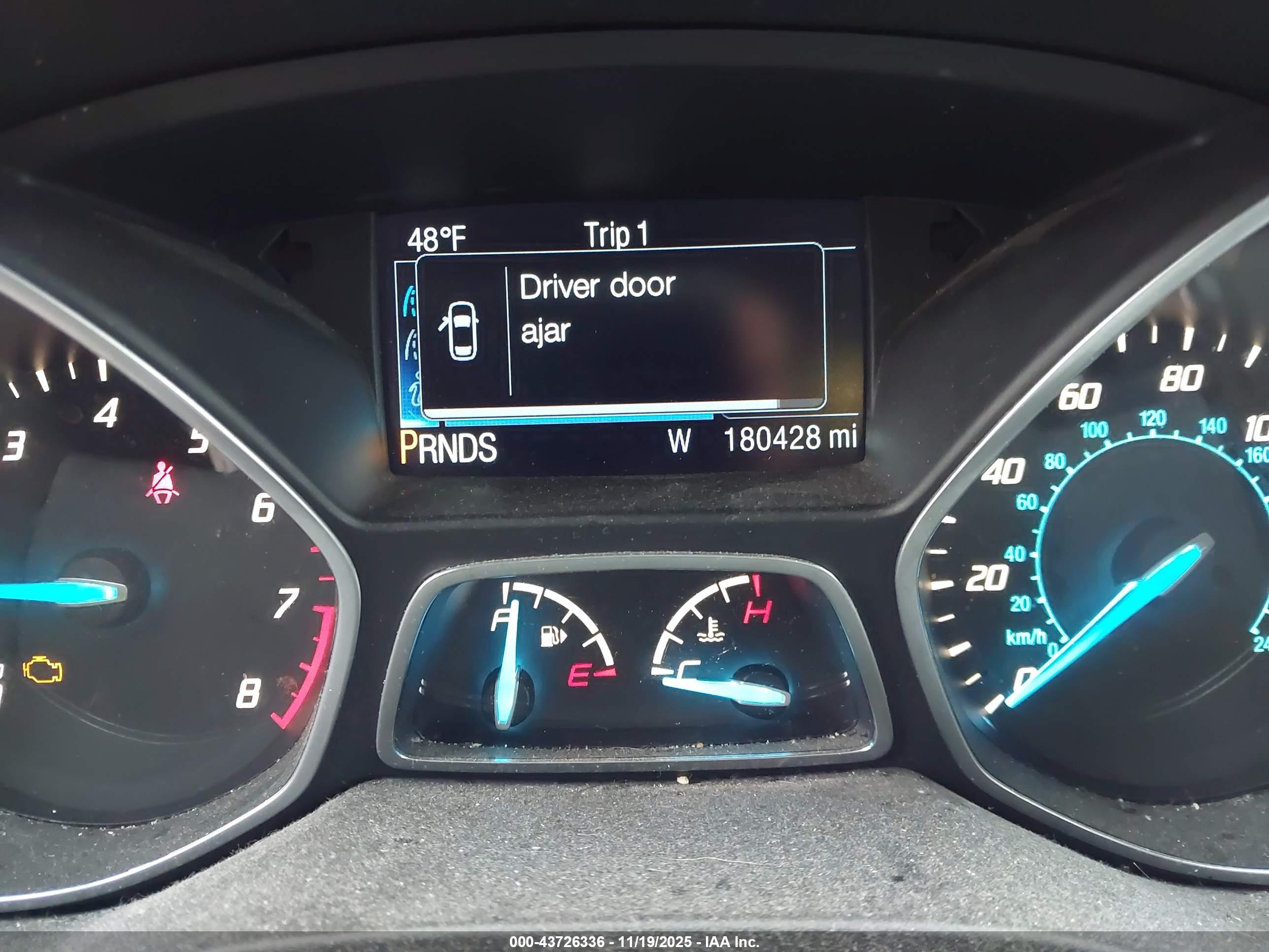FORD ESCAPE image 7