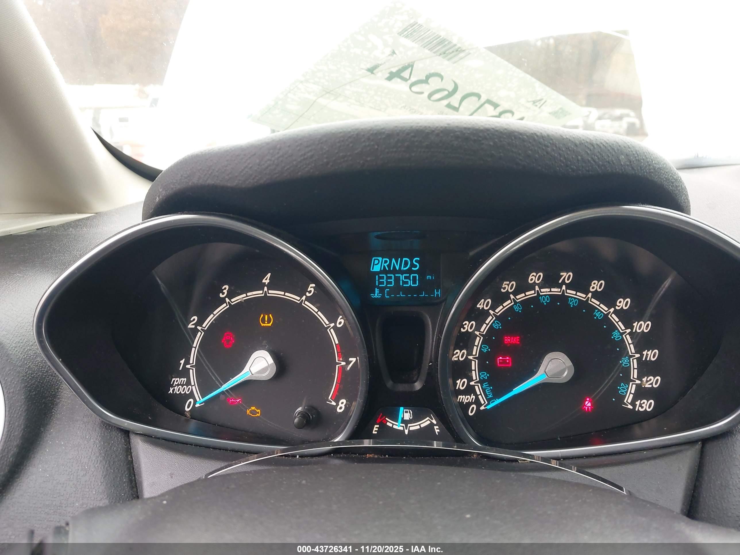 FORD FIESTA image 7