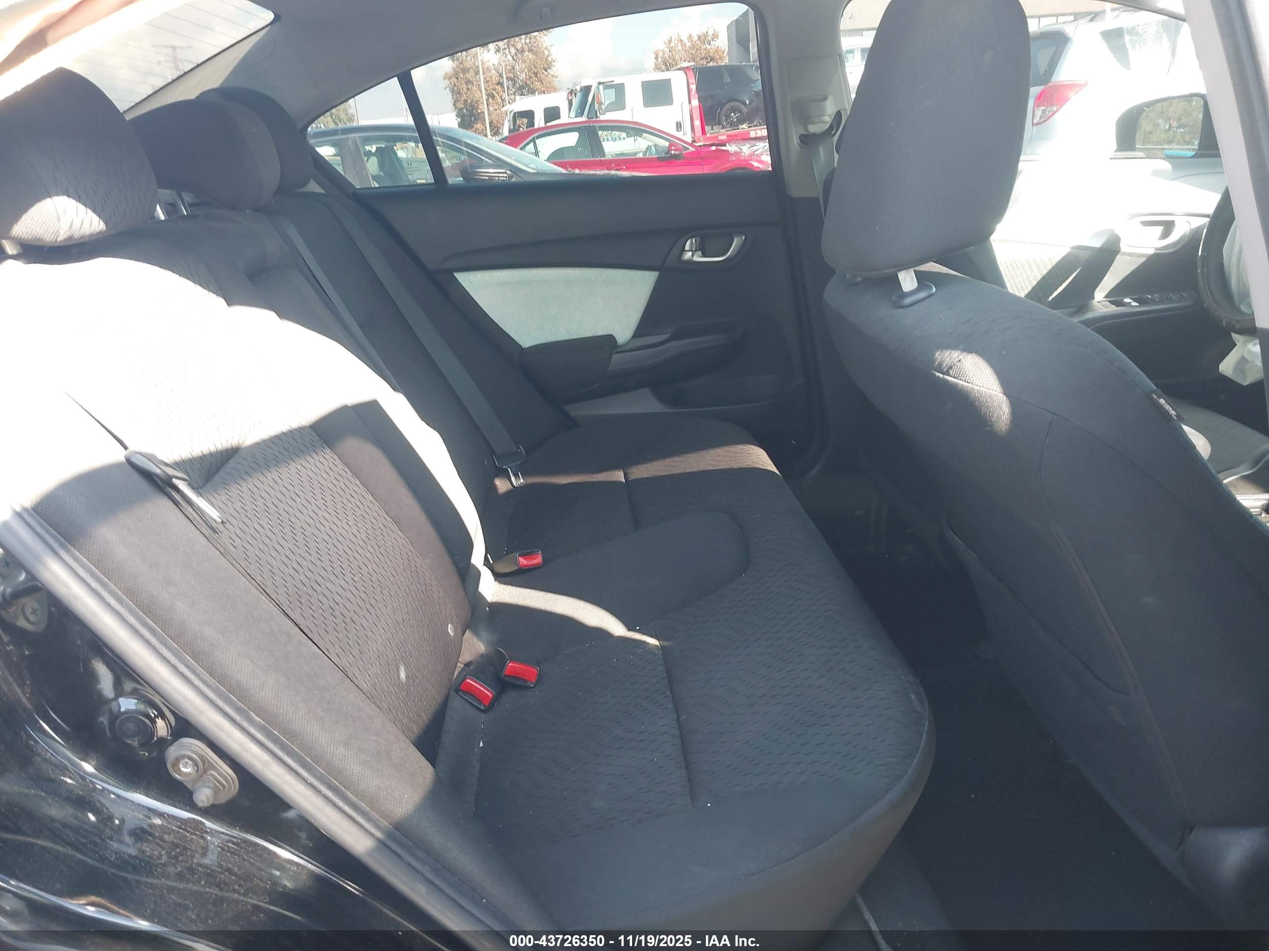 HONDA CIVIC image 8