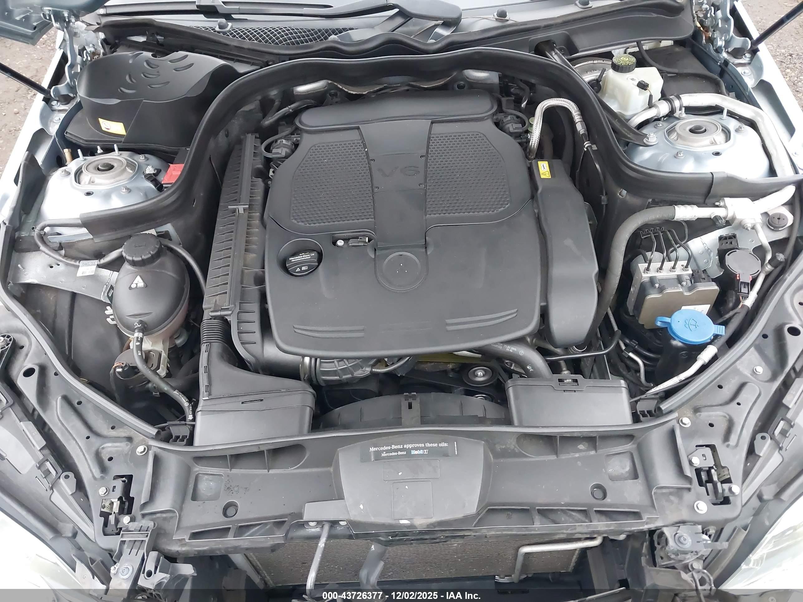 MERCEDES-BENZ E image 10