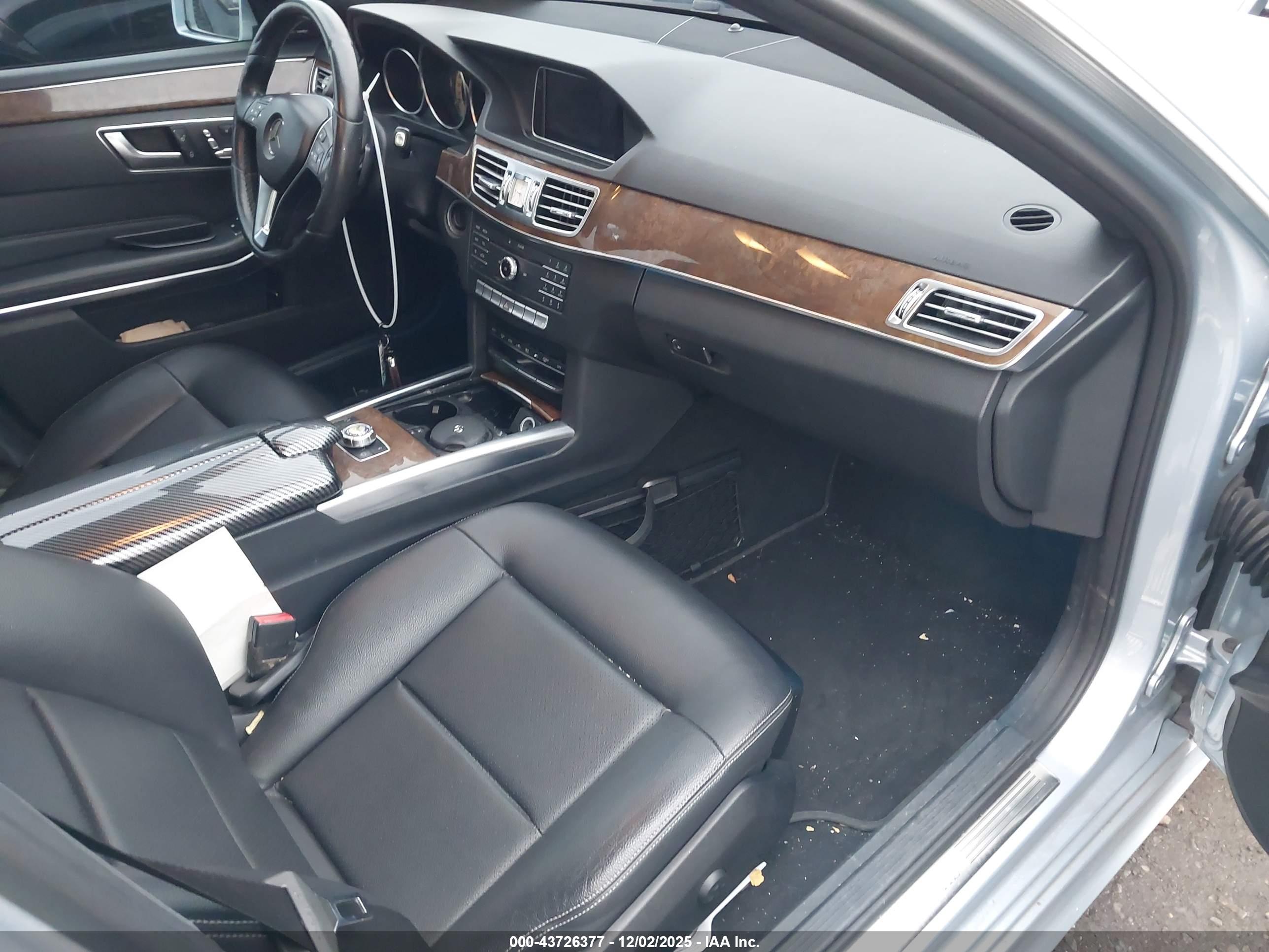 MERCEDES-BENZ E image 5