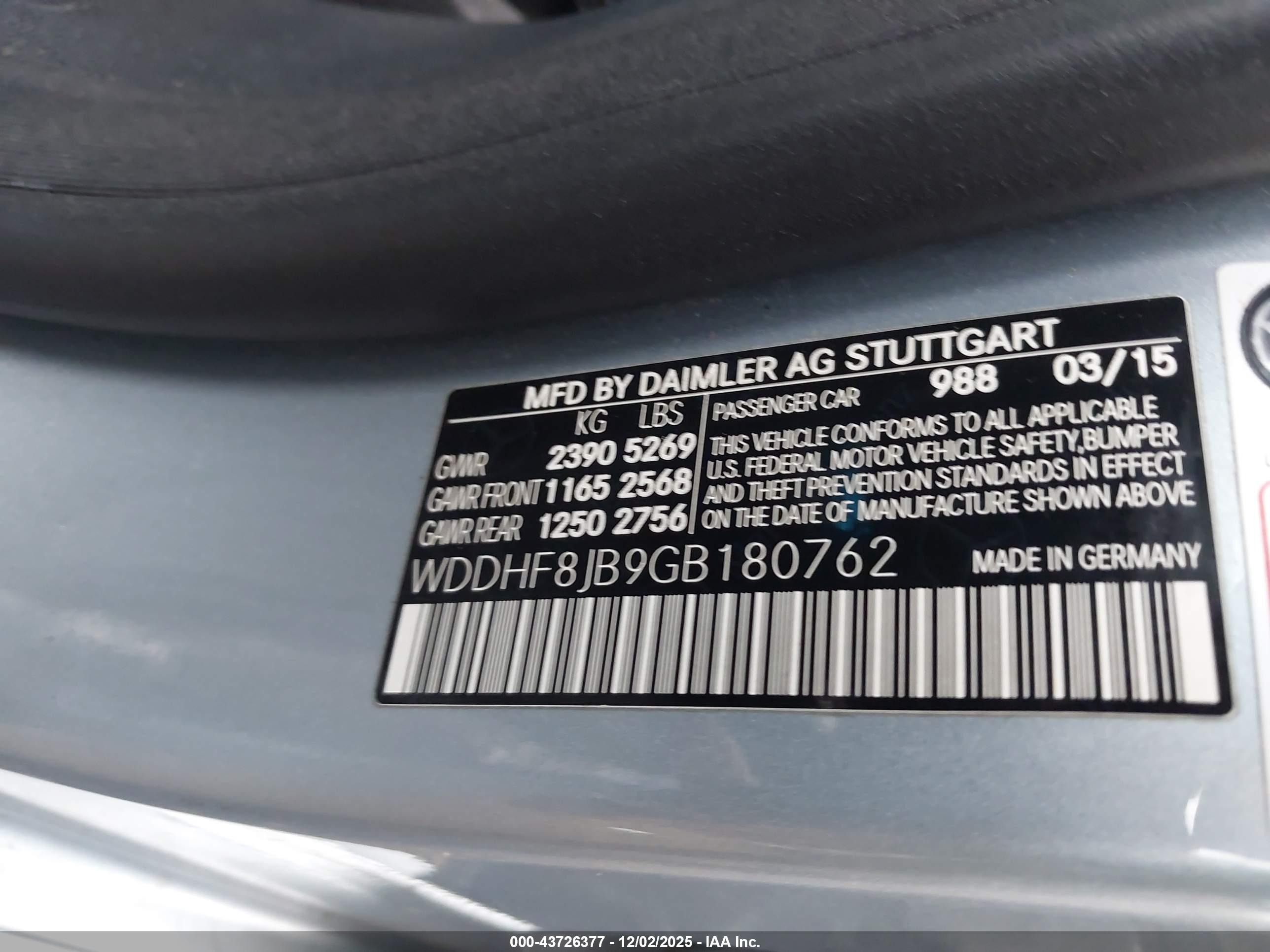 MERCEDES-BENZ E image 9