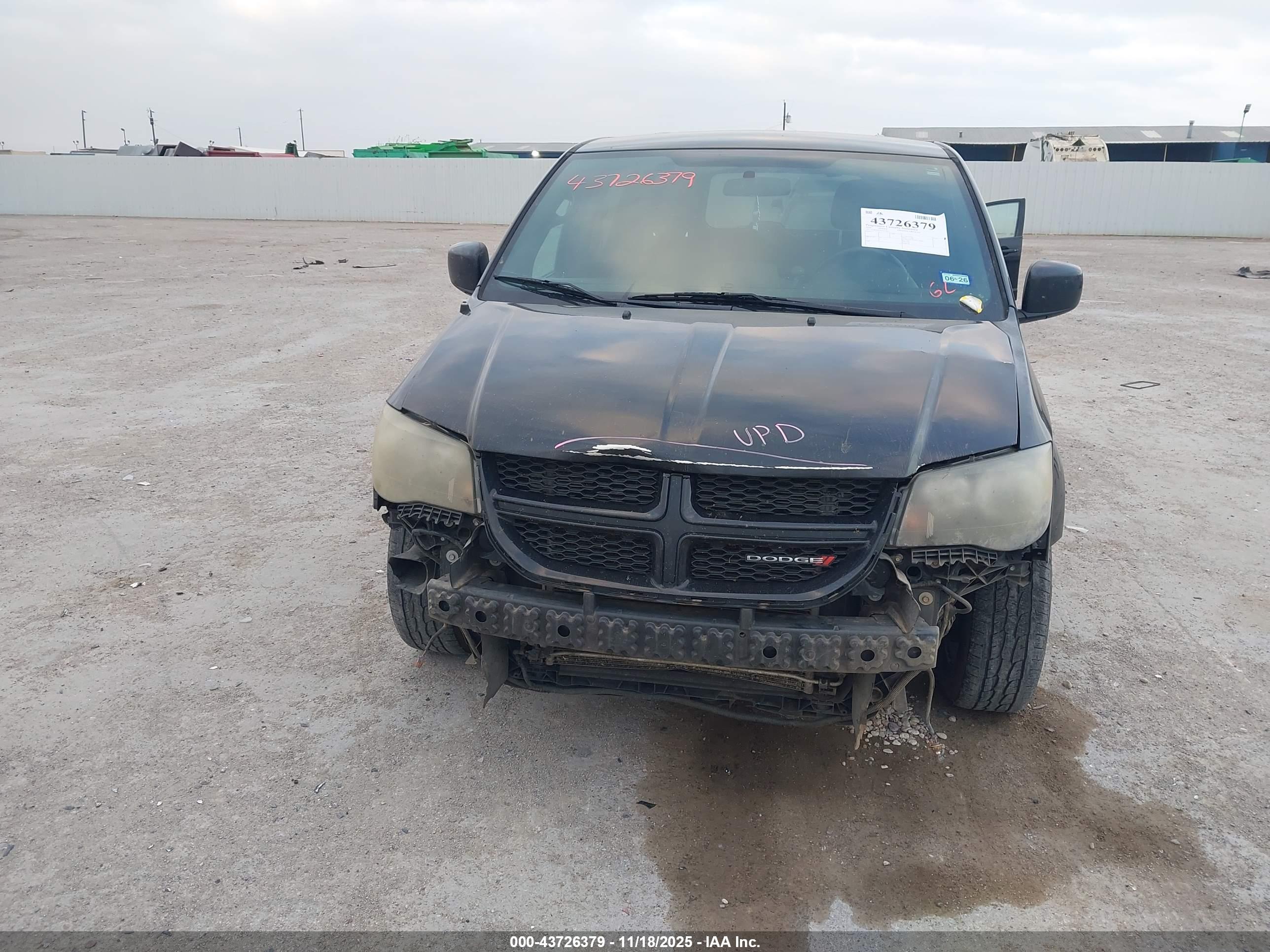 DODGE GRAND image 6