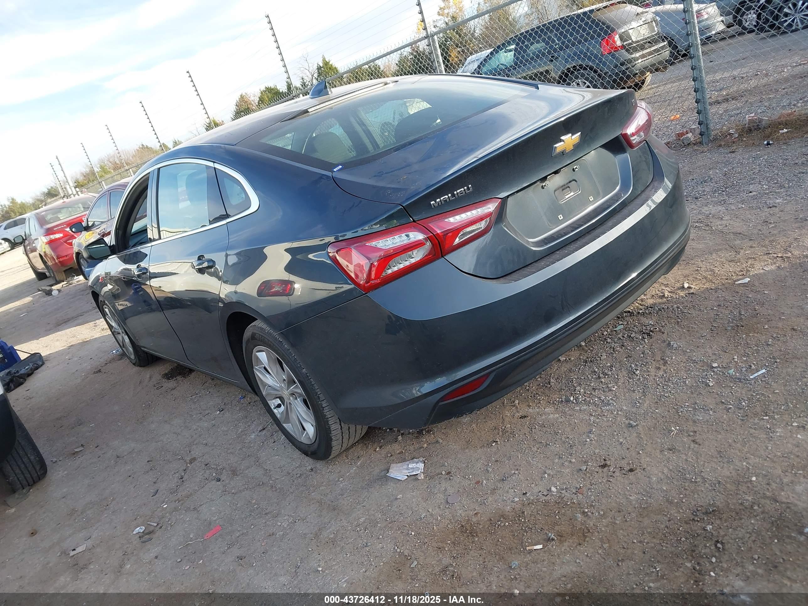 CHEVROLET MALIBU image 3