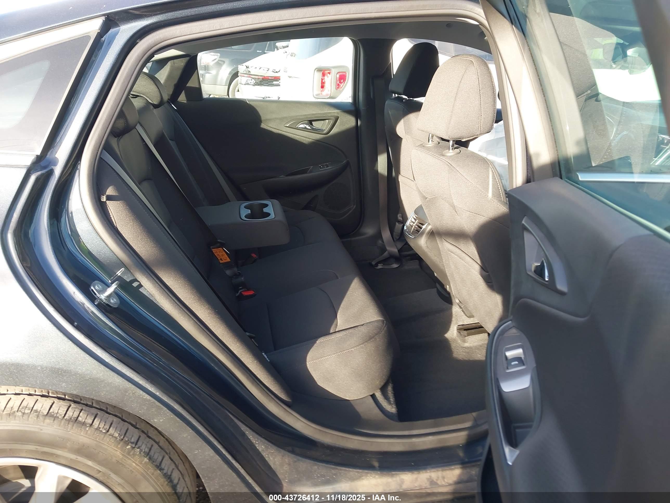 CHEVROLET MALIBU image 8