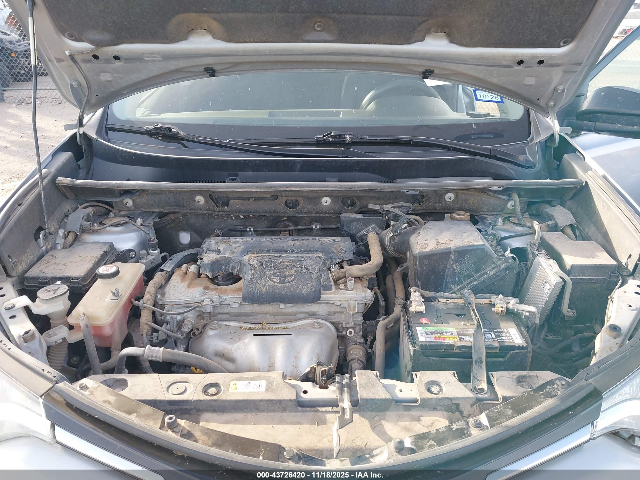 TOYOTA RAV4 image 10