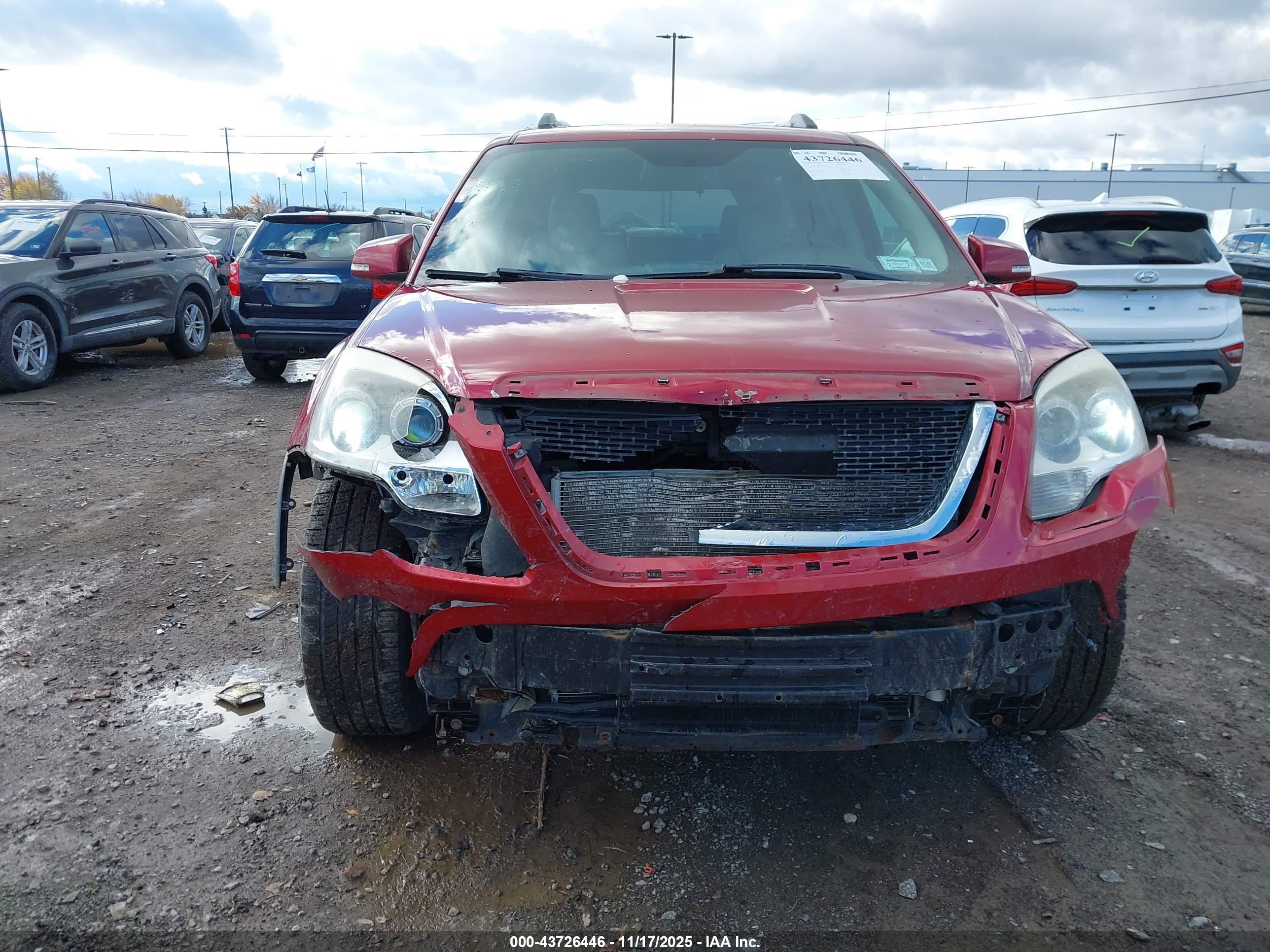 GMC ACADIA image 6