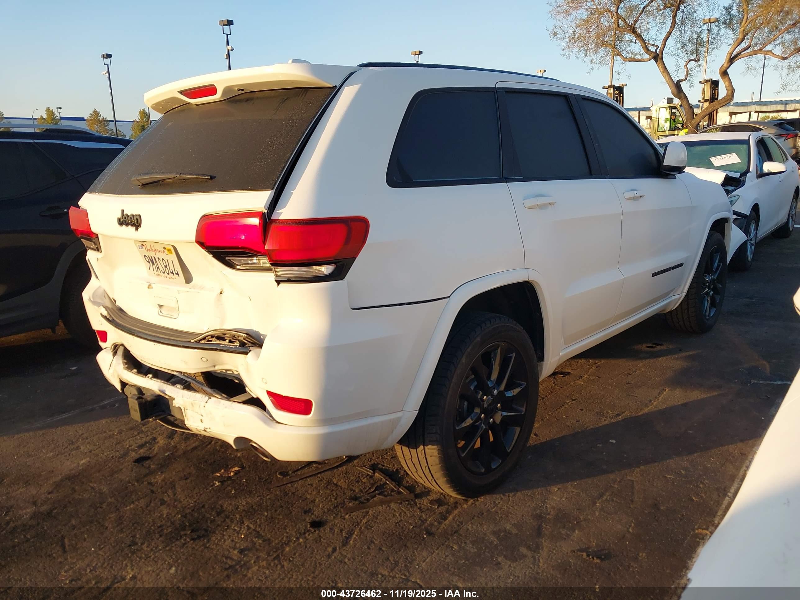 JEEP GRAND image 4