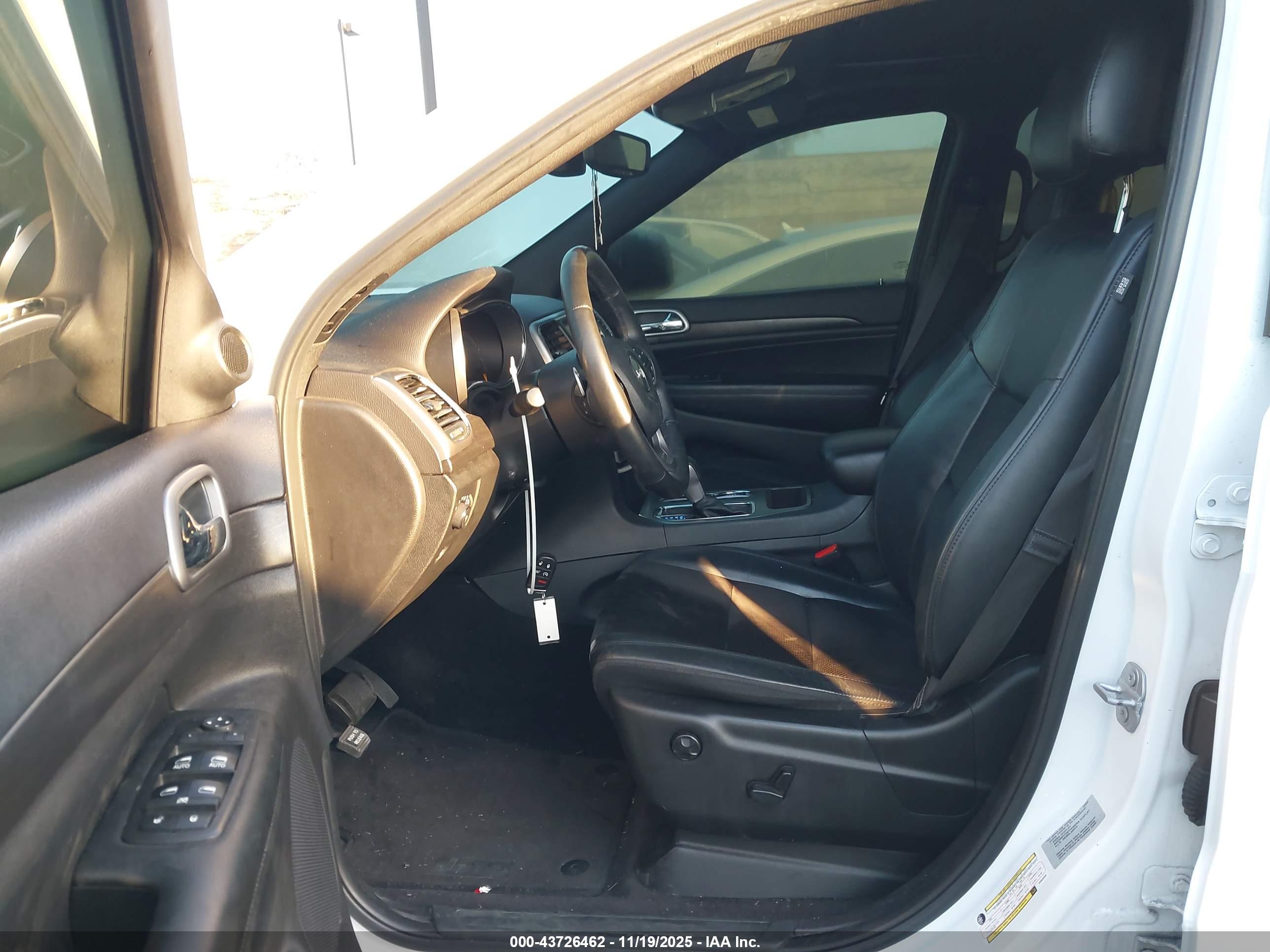 JEEP GRAND image 5