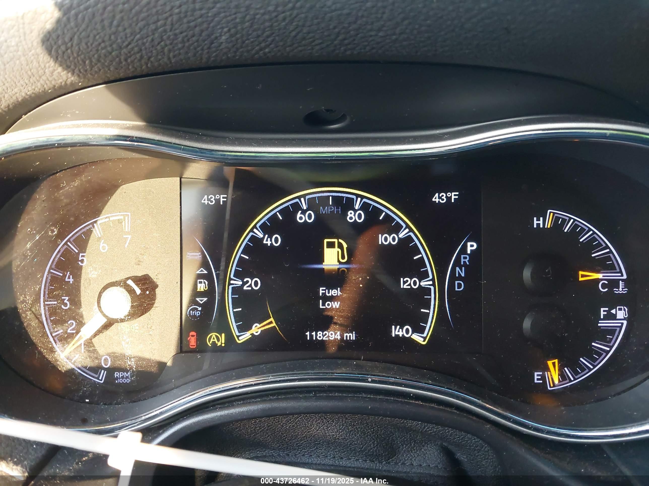 JEEP GRAND image 7