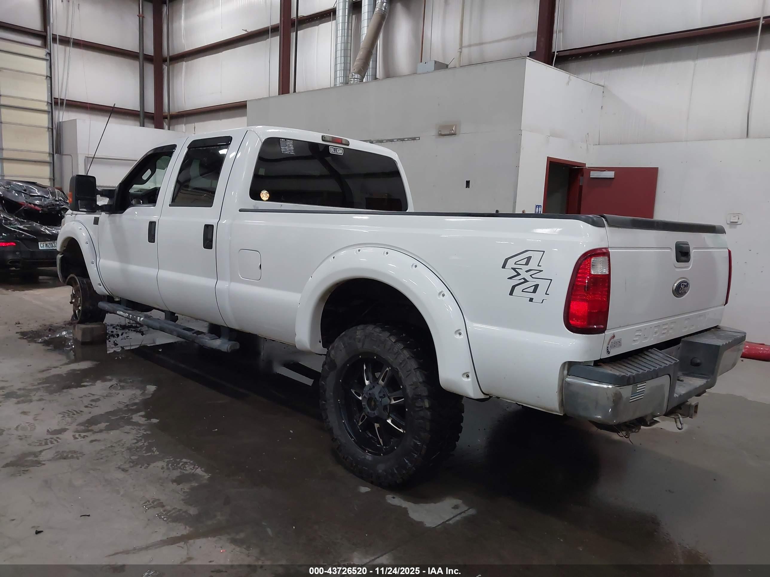 FORD F-350 image 3