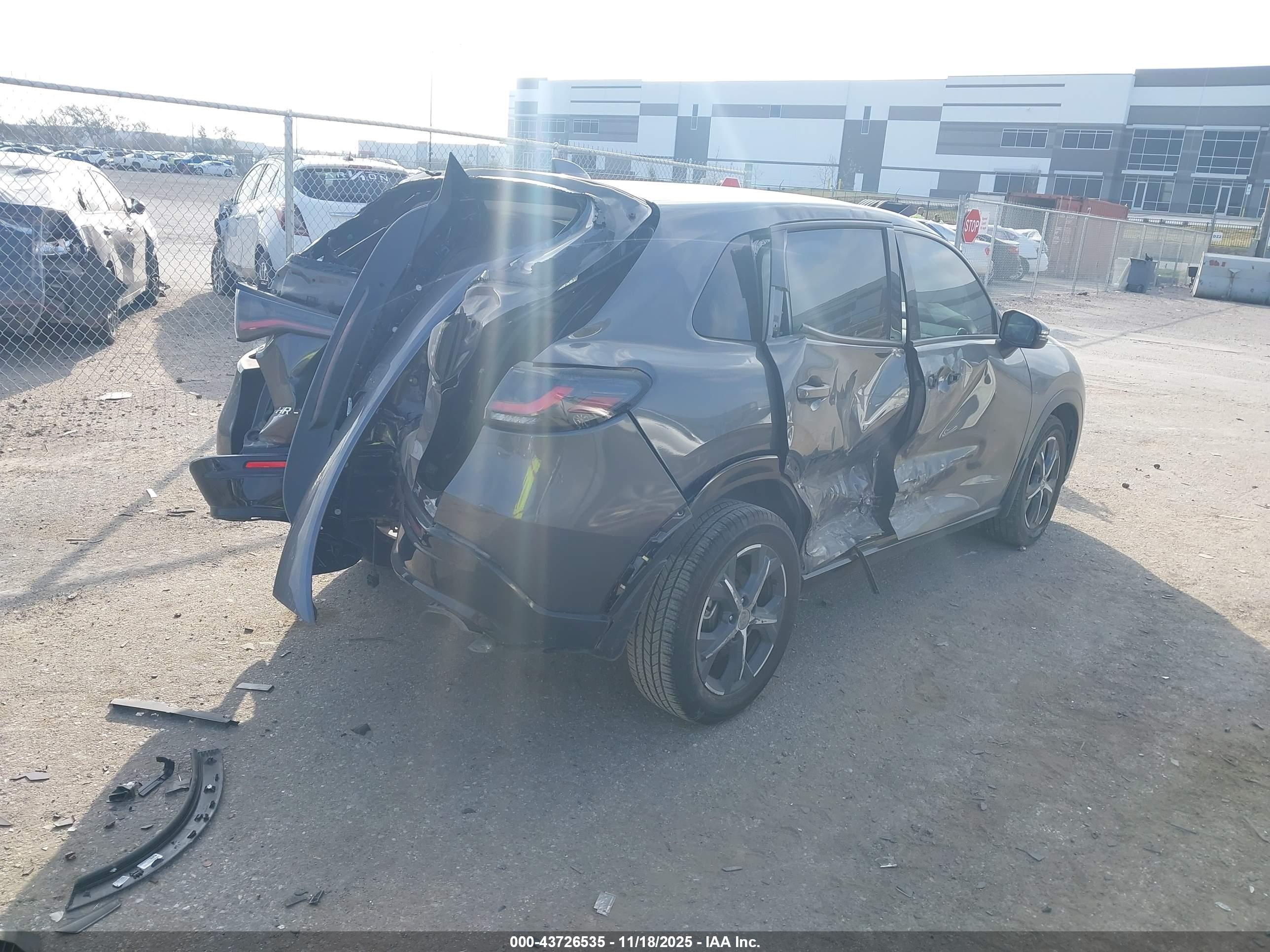 HONDA HR-V image 4