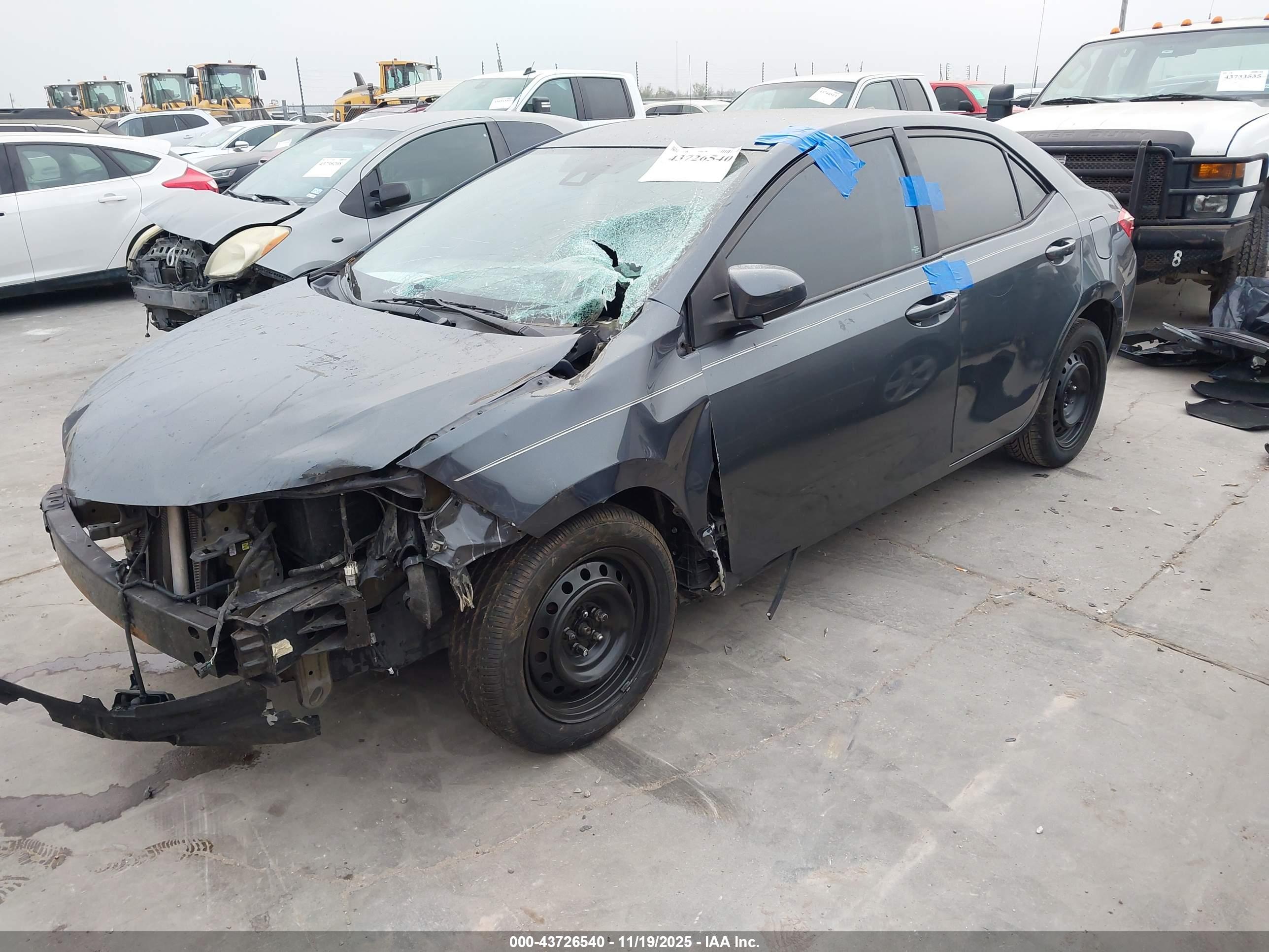 TOYOTA COROLLA image 2
