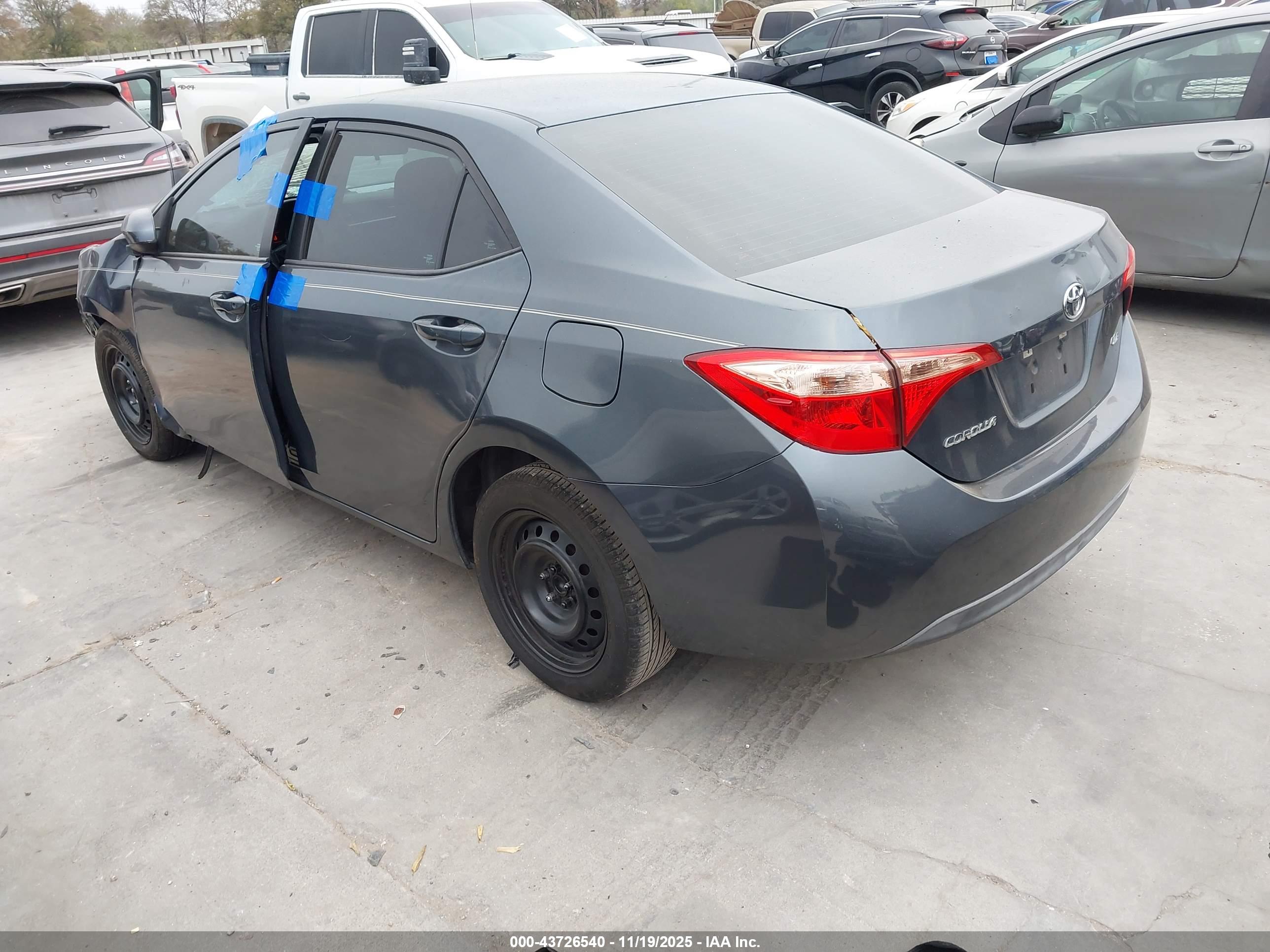 TOYOTA COROLLA image 3