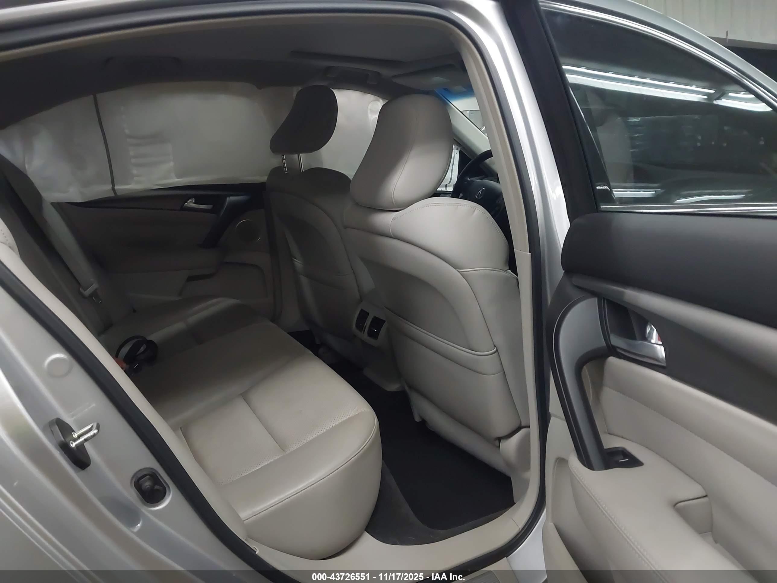 ACURA TL image 8
