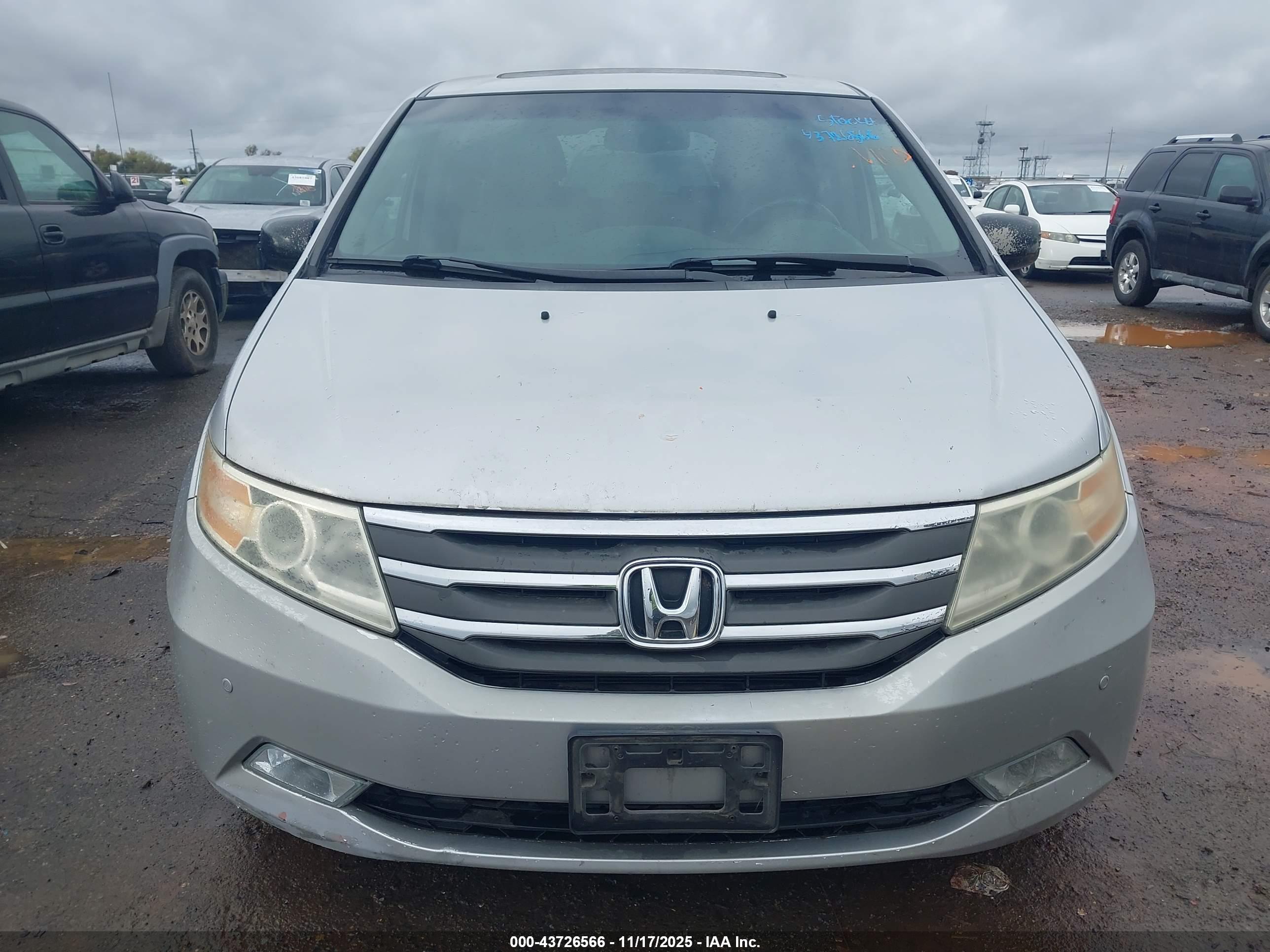 HONDA ODYSSEY image 6