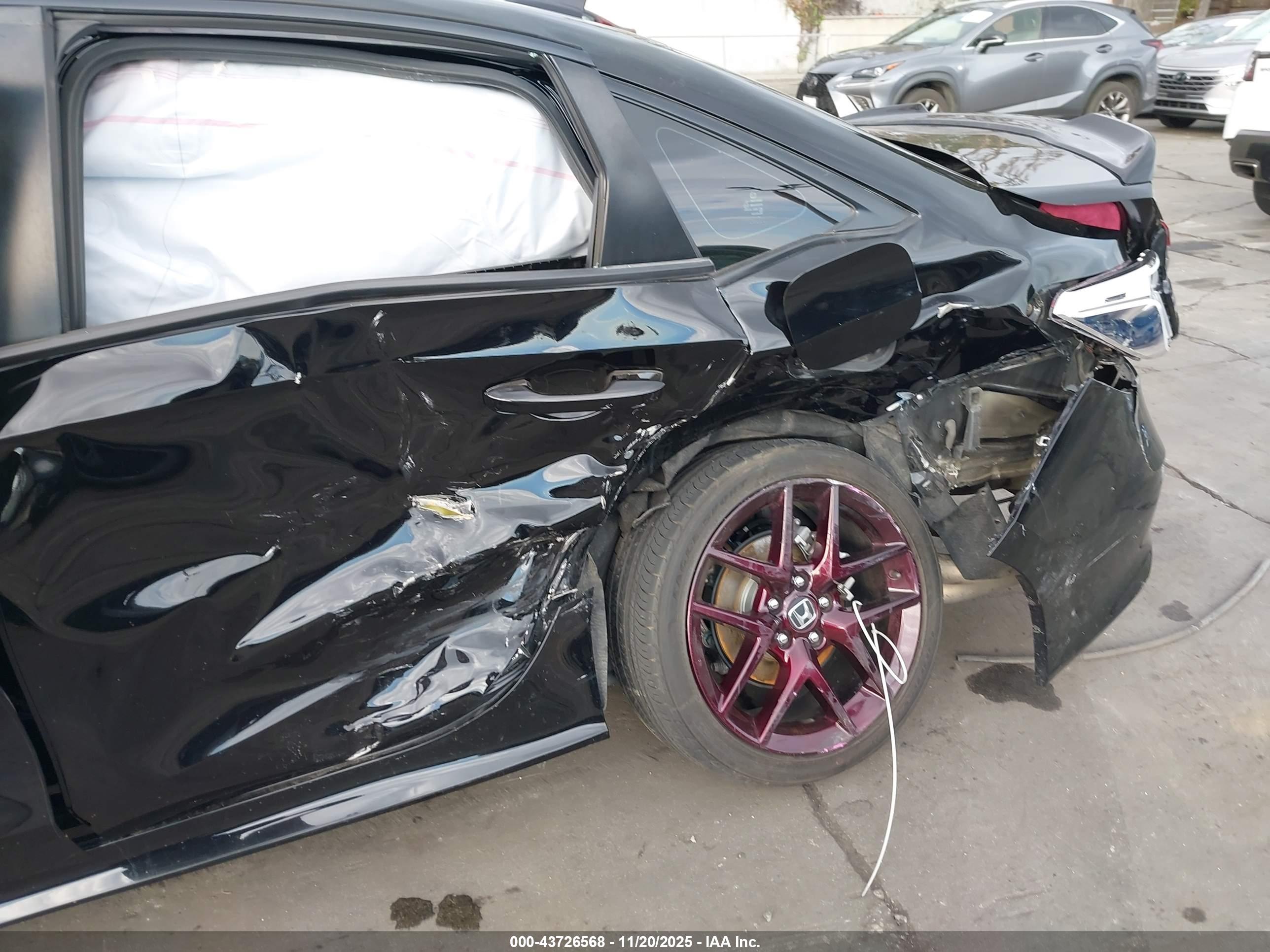 HONDA CIVIC image 6