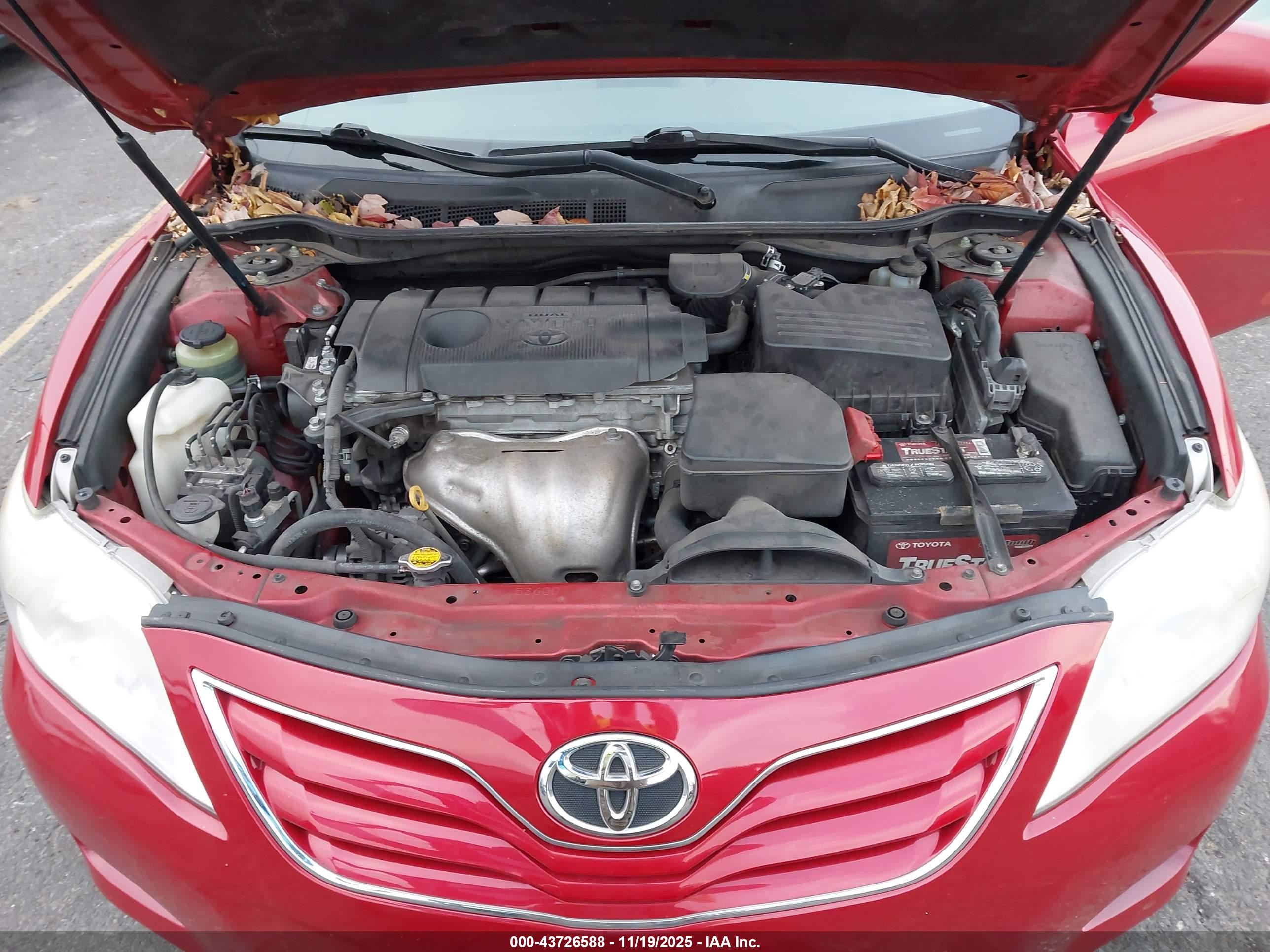 TOYOTA CAMRY image 10