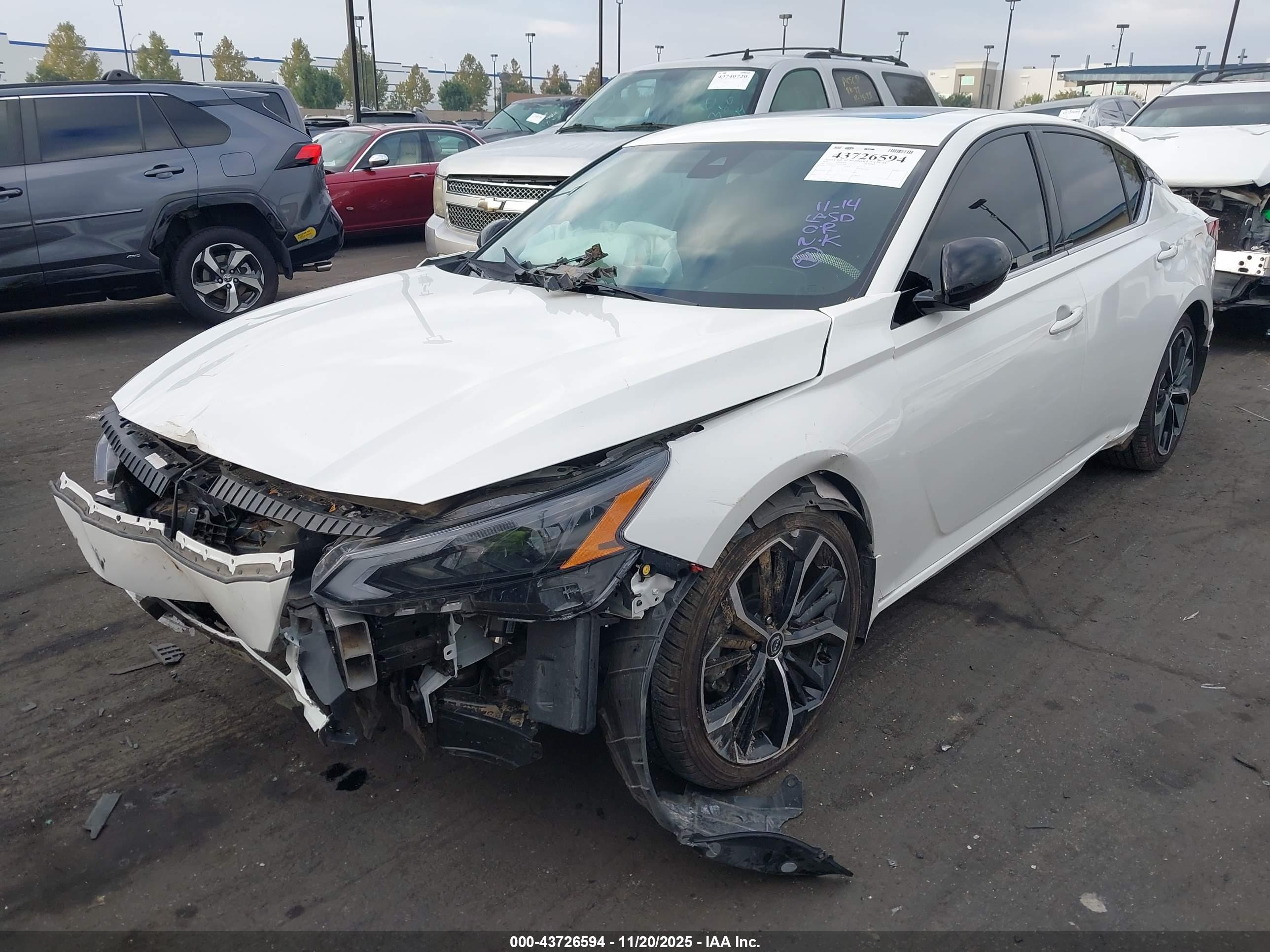 NISSAN ALTIMA image 2