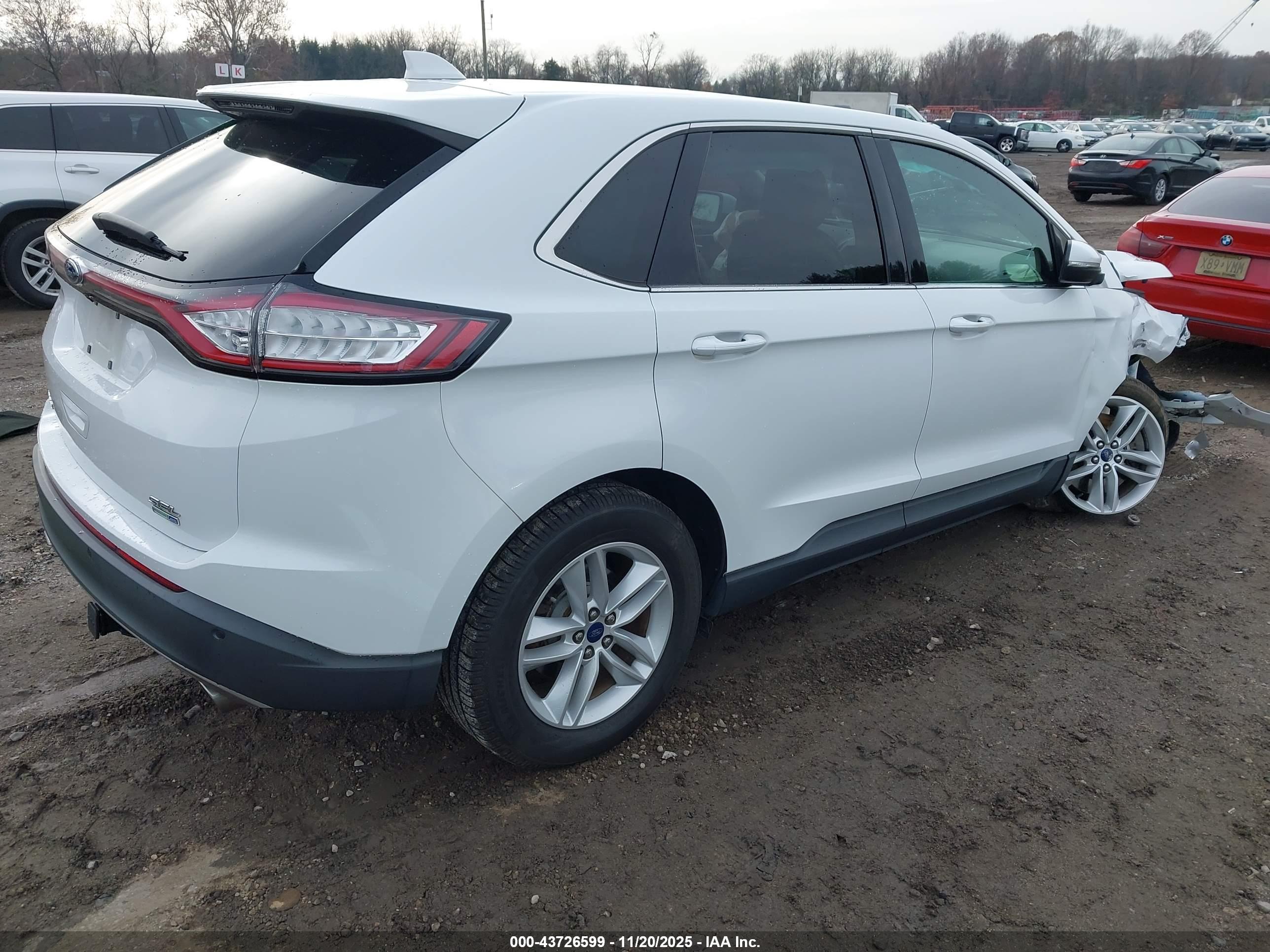 FORD EDGE image 4