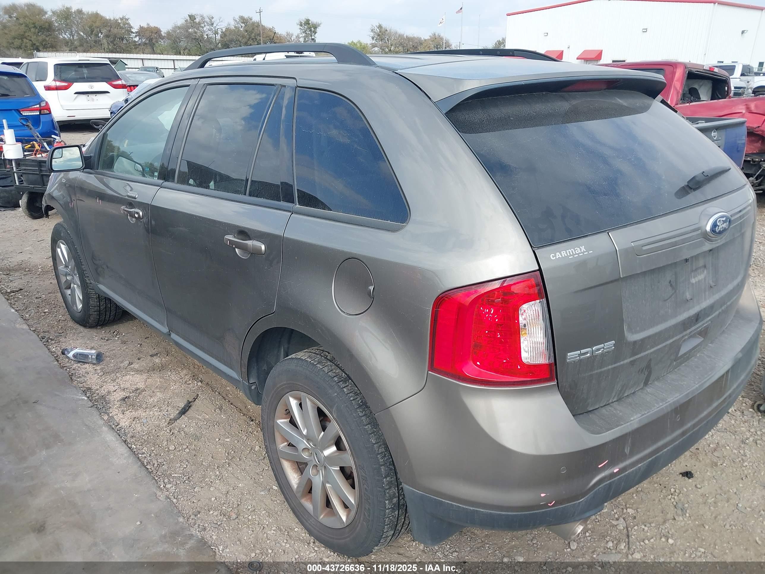 FORD EDGE image 3
