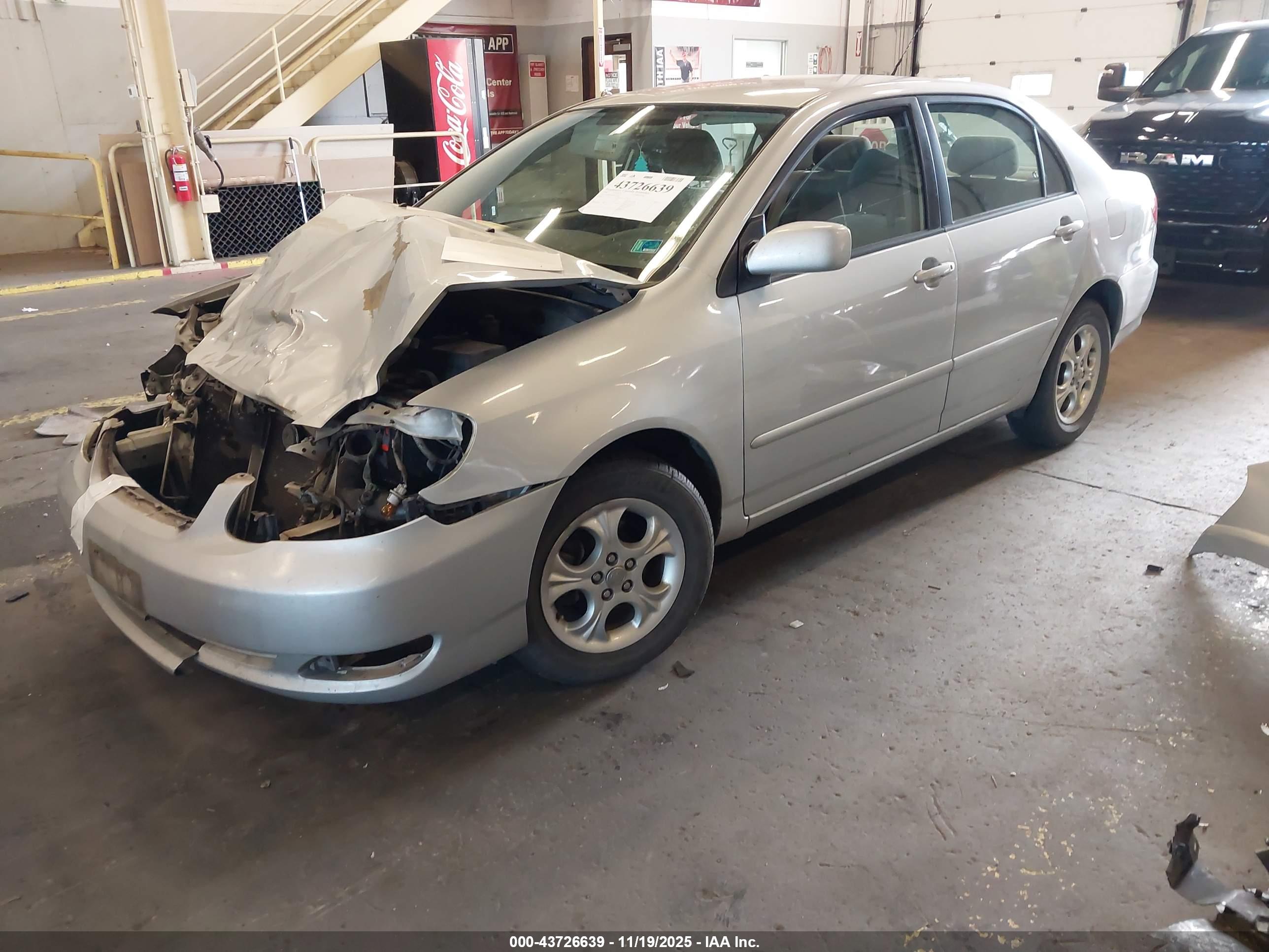 TOYOTA COROLLA image 2
