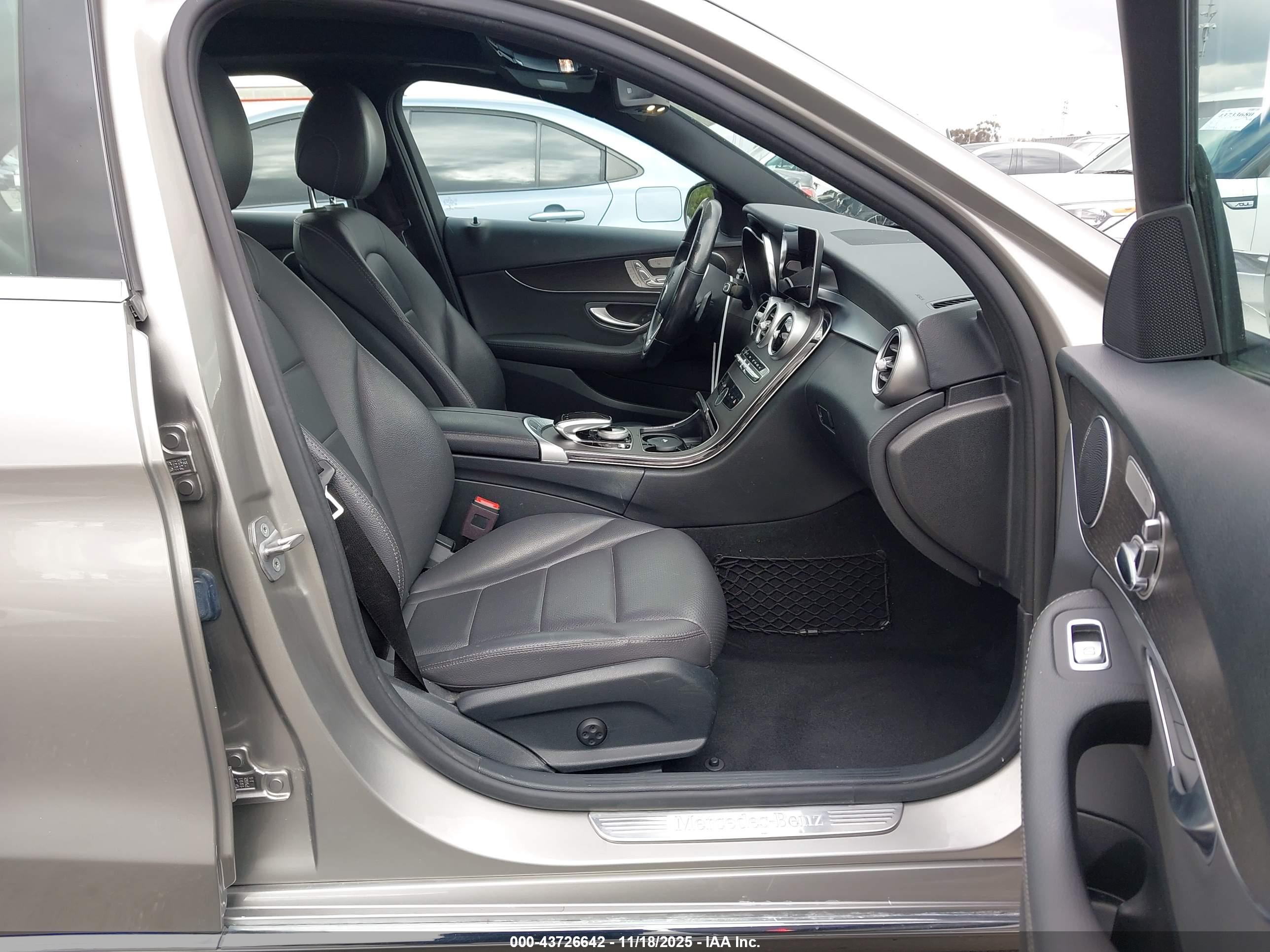 MERCEDES-BENZ C image 5