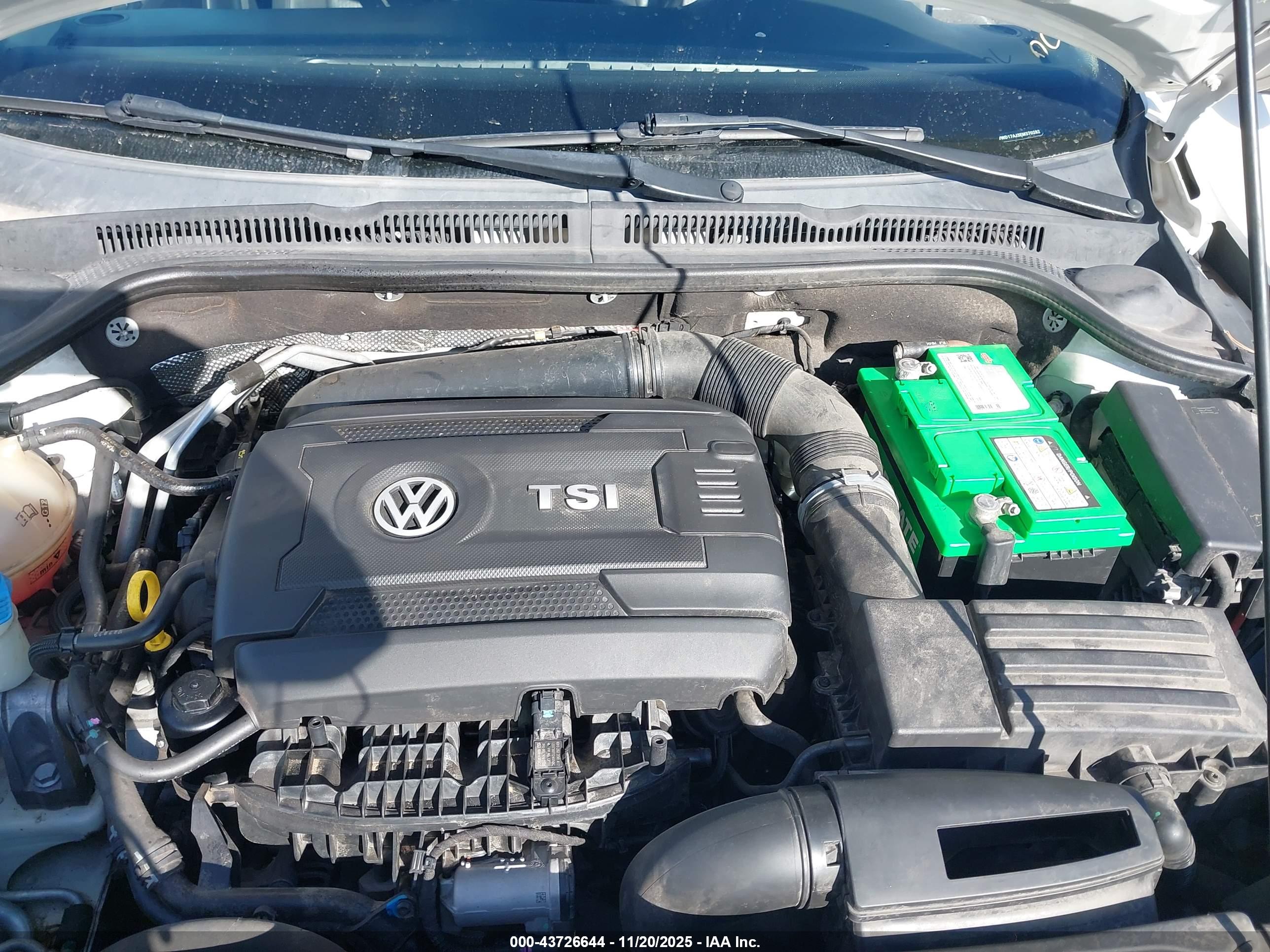 VOLKSWAGEN JETTA image 10