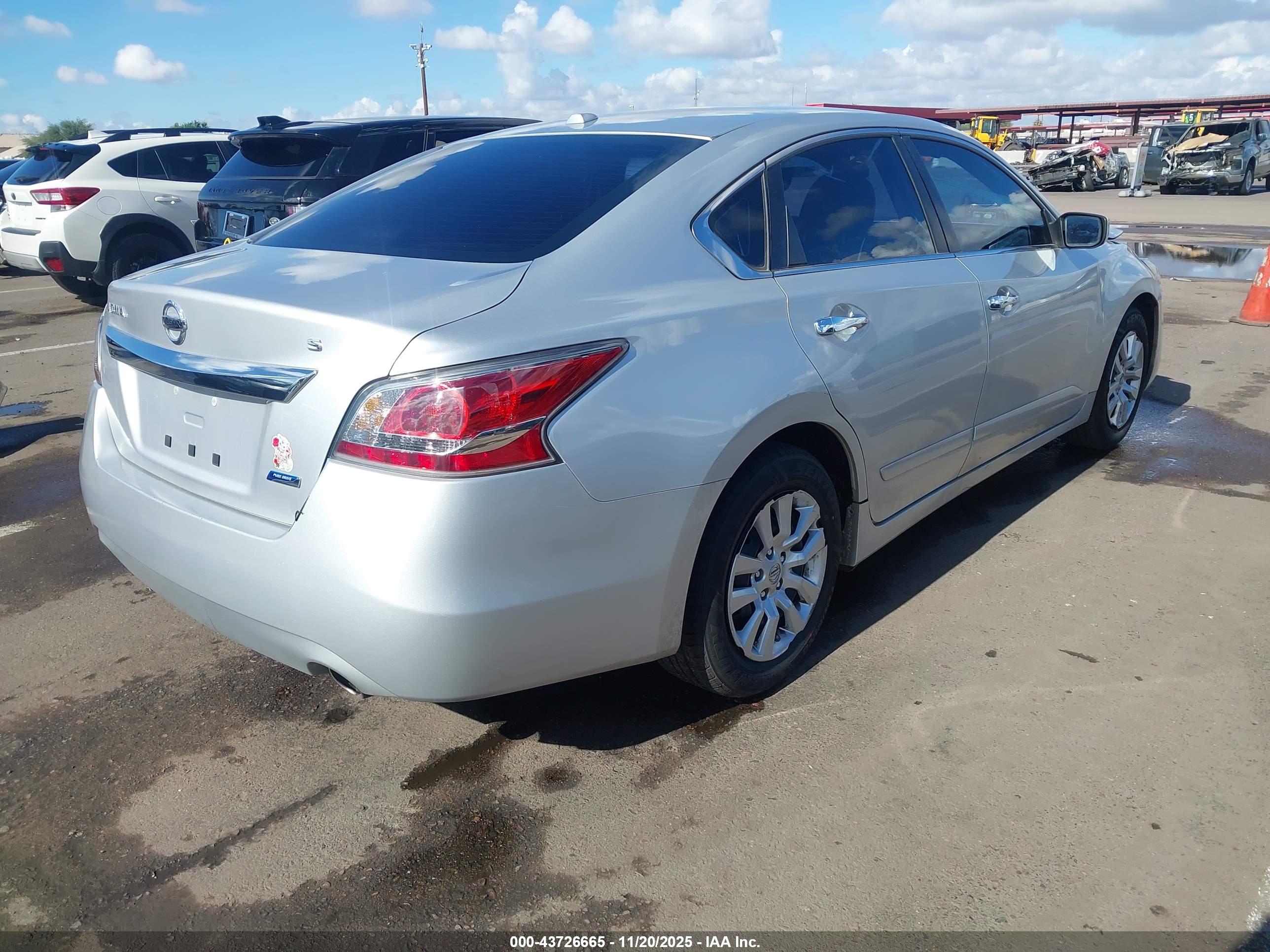 NISSAN ALTIMA image 4