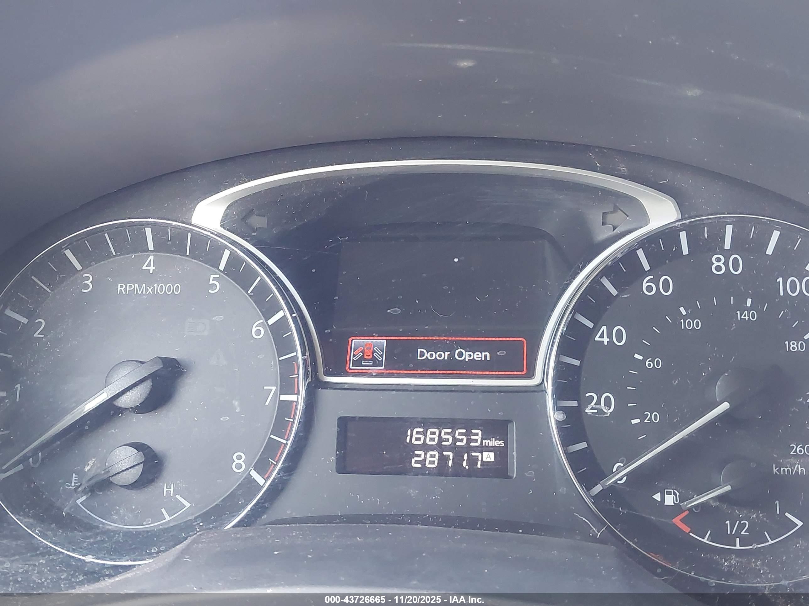 NISSAN ALTIMA image 7