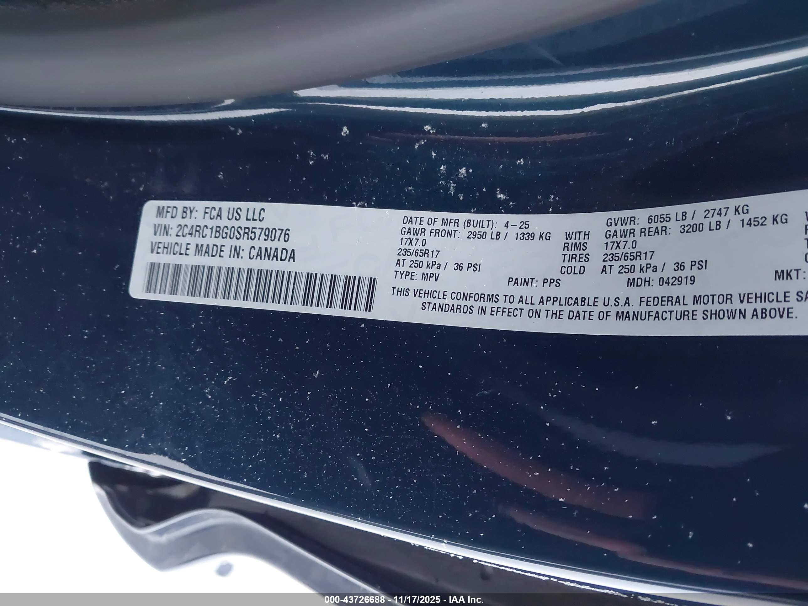 CHRYSLER PACIFICA image 9