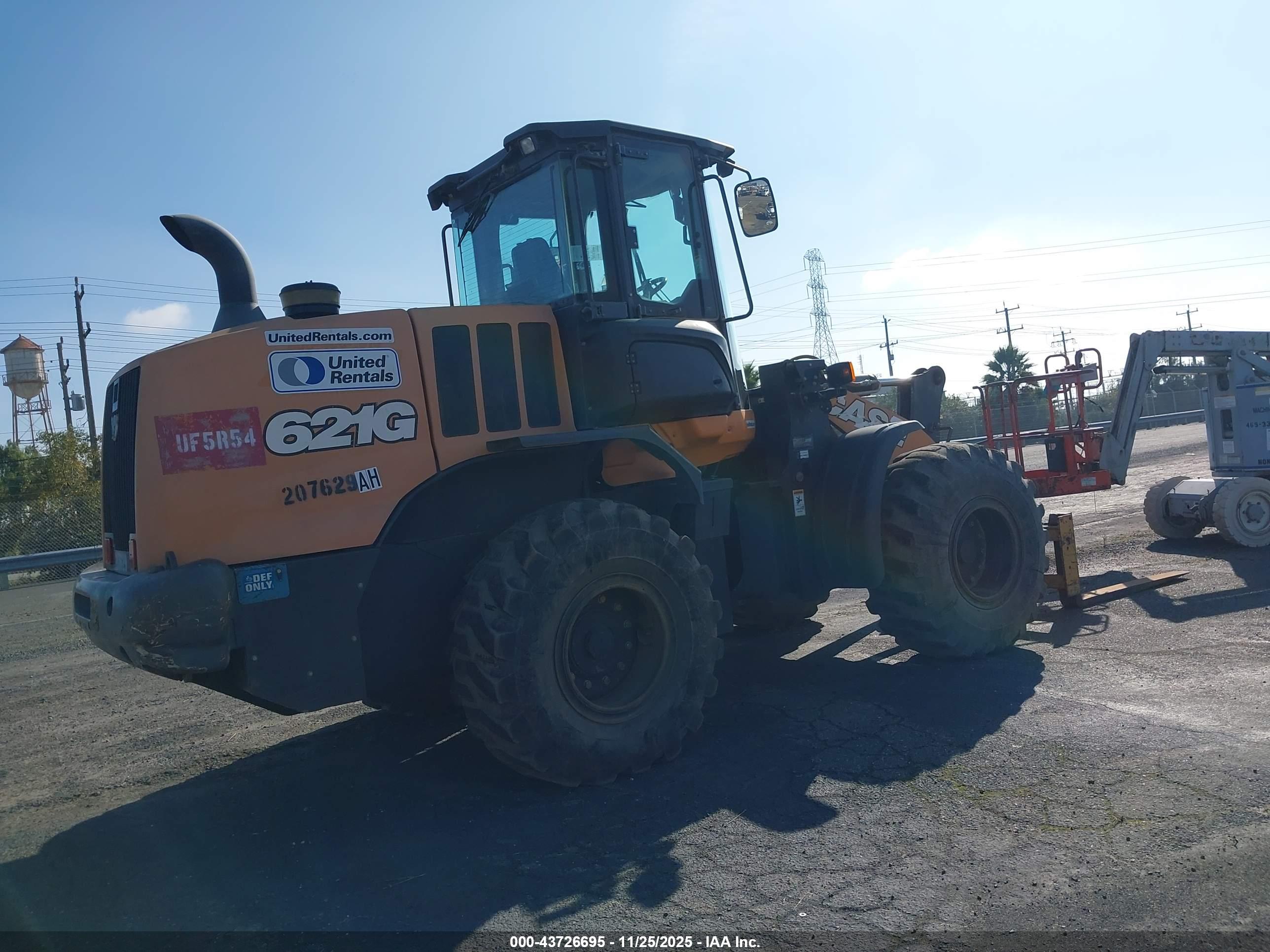 CASE 621G image 4