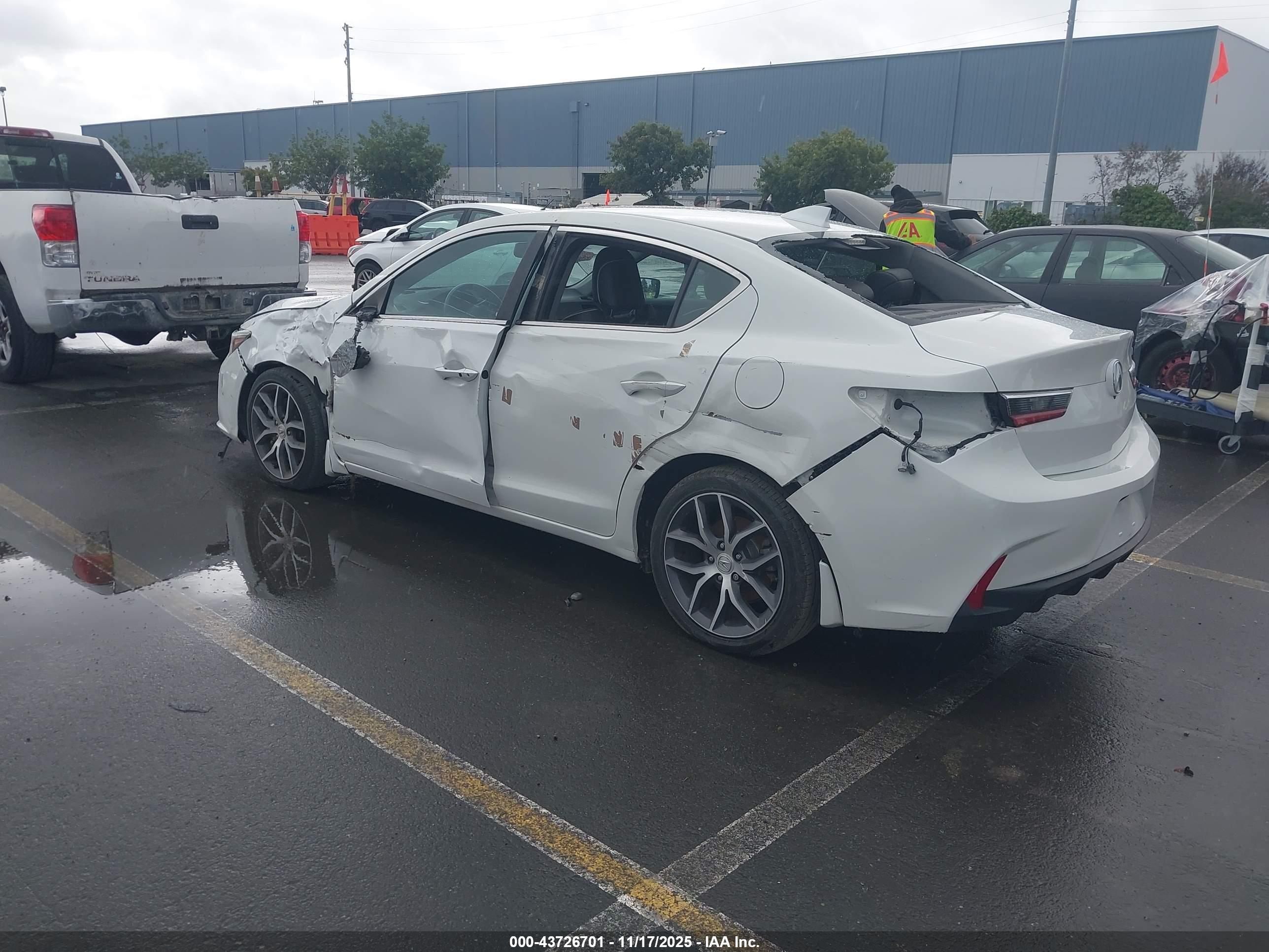 ACURA ILX image 3